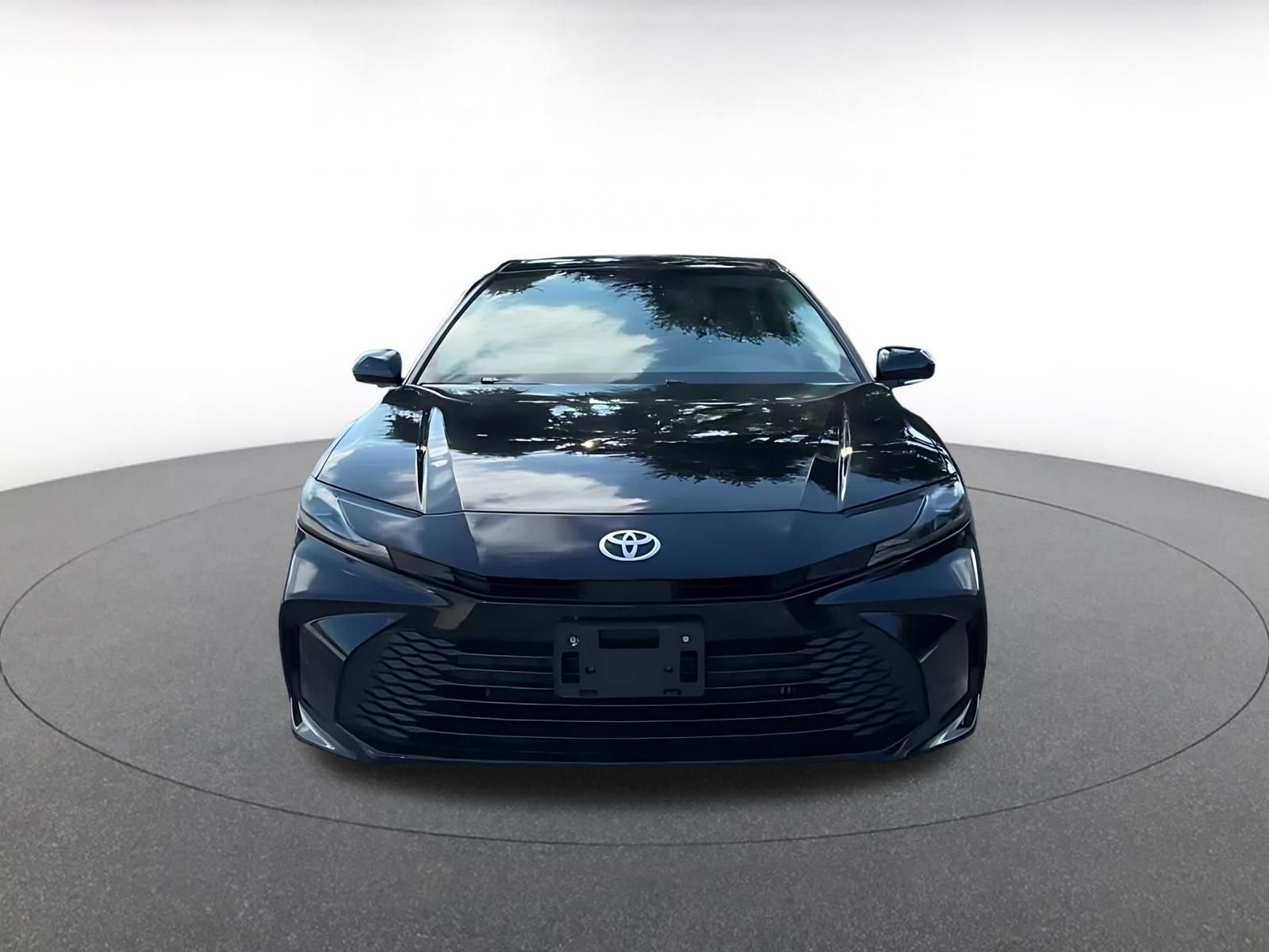 Thumbnail: 2025 Toyota Camry - 3