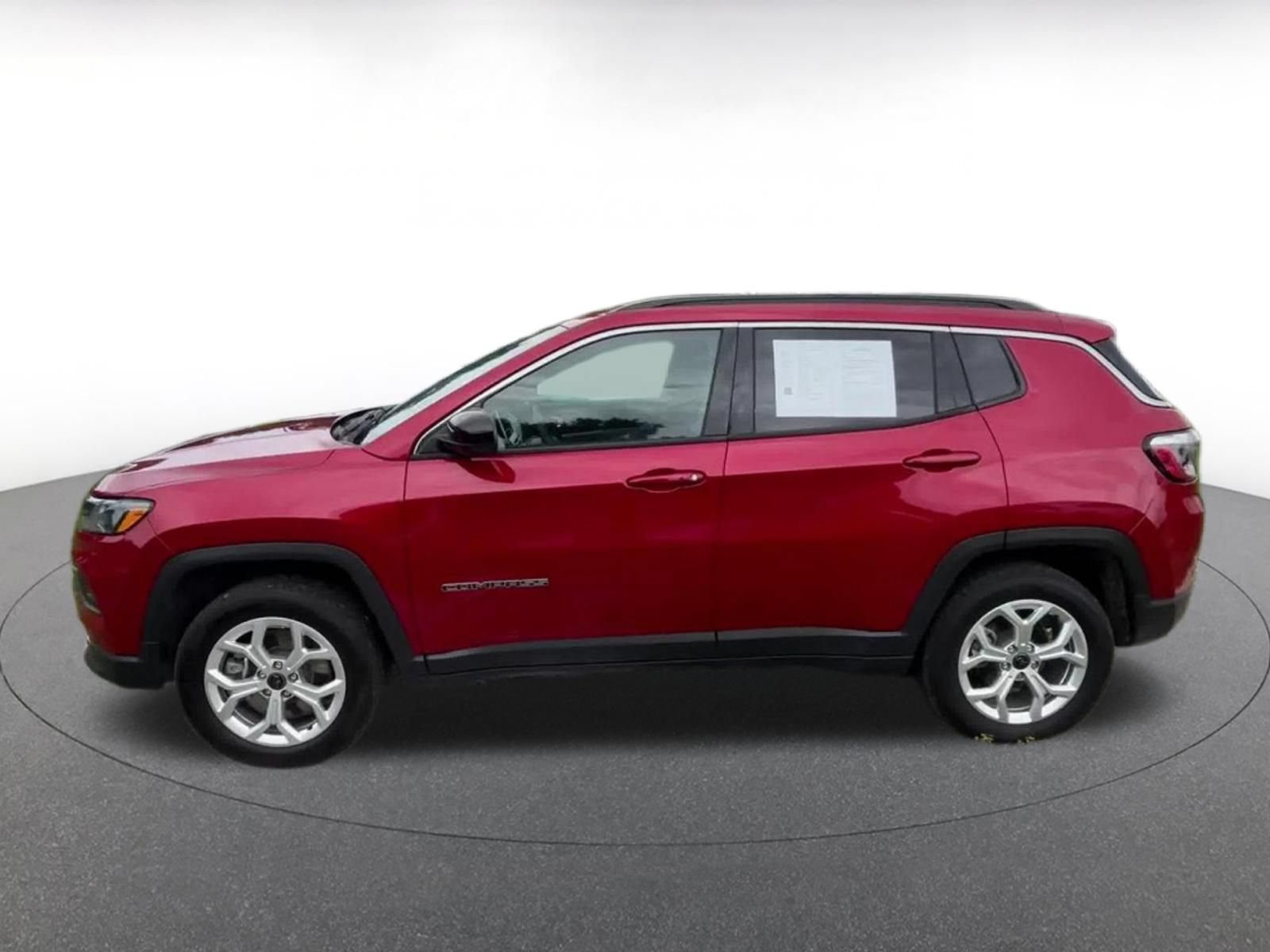 Thumbnail: 2025 Jeep Compass - 9
