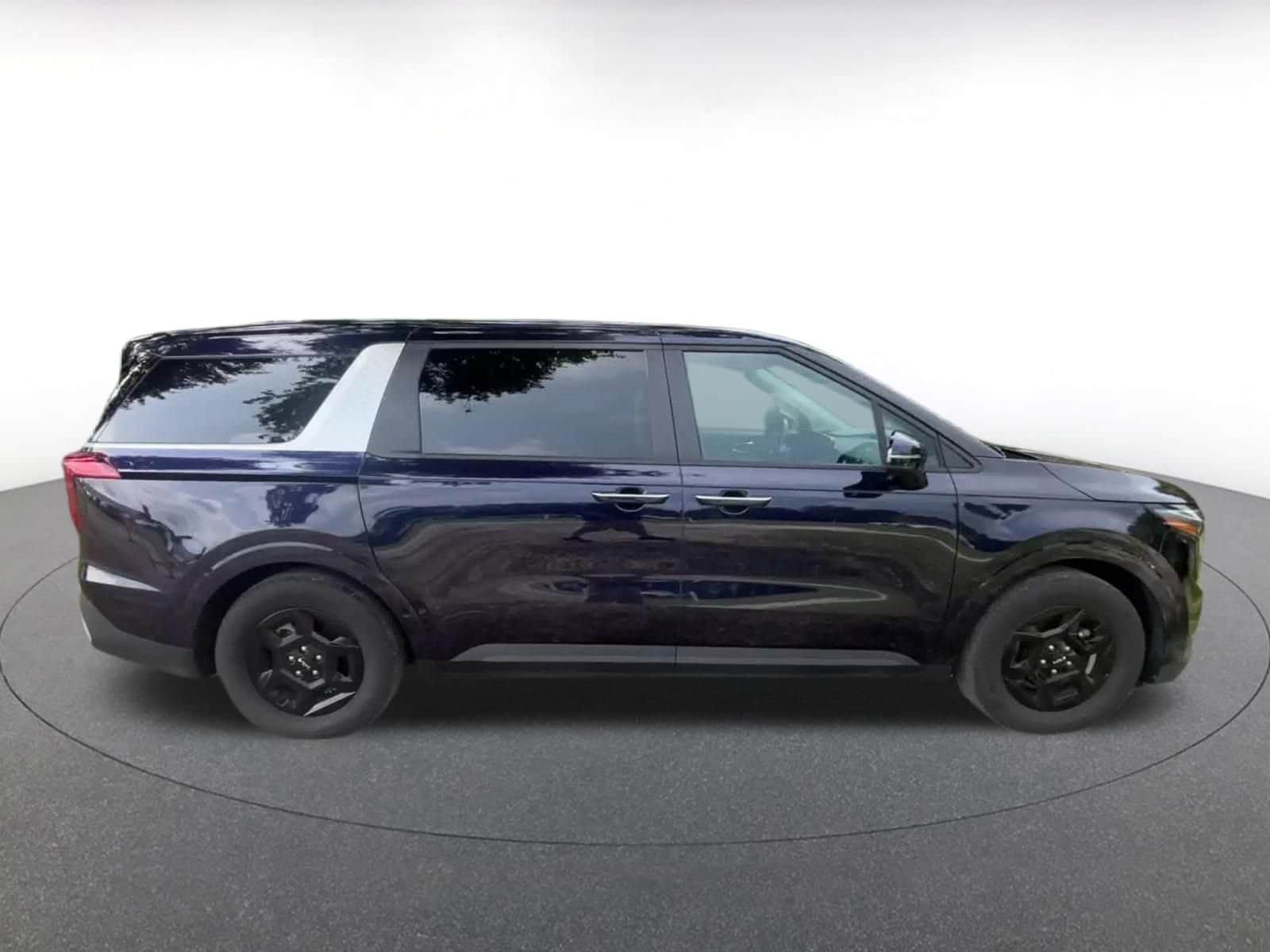 Thumbnail: 2026 Kia Carnival - 16
