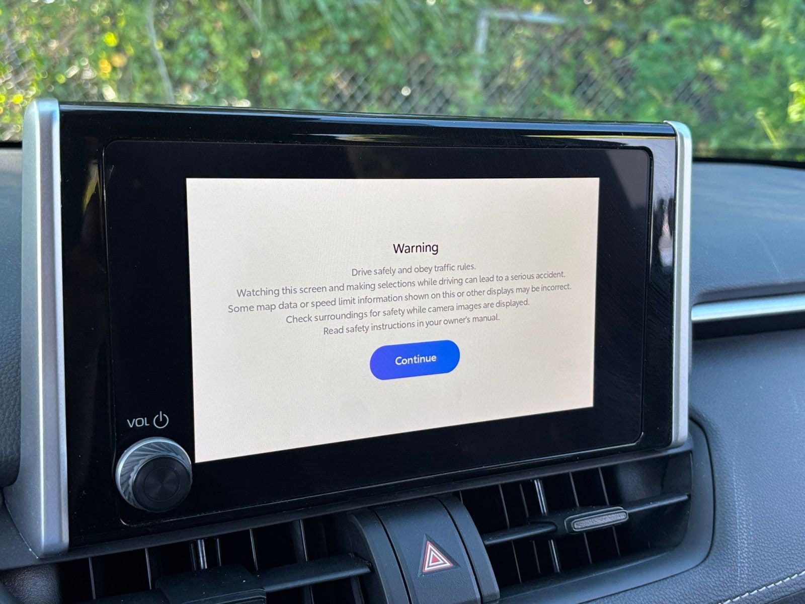 Thumbnail: 2025 Toyota RAV4 - 21