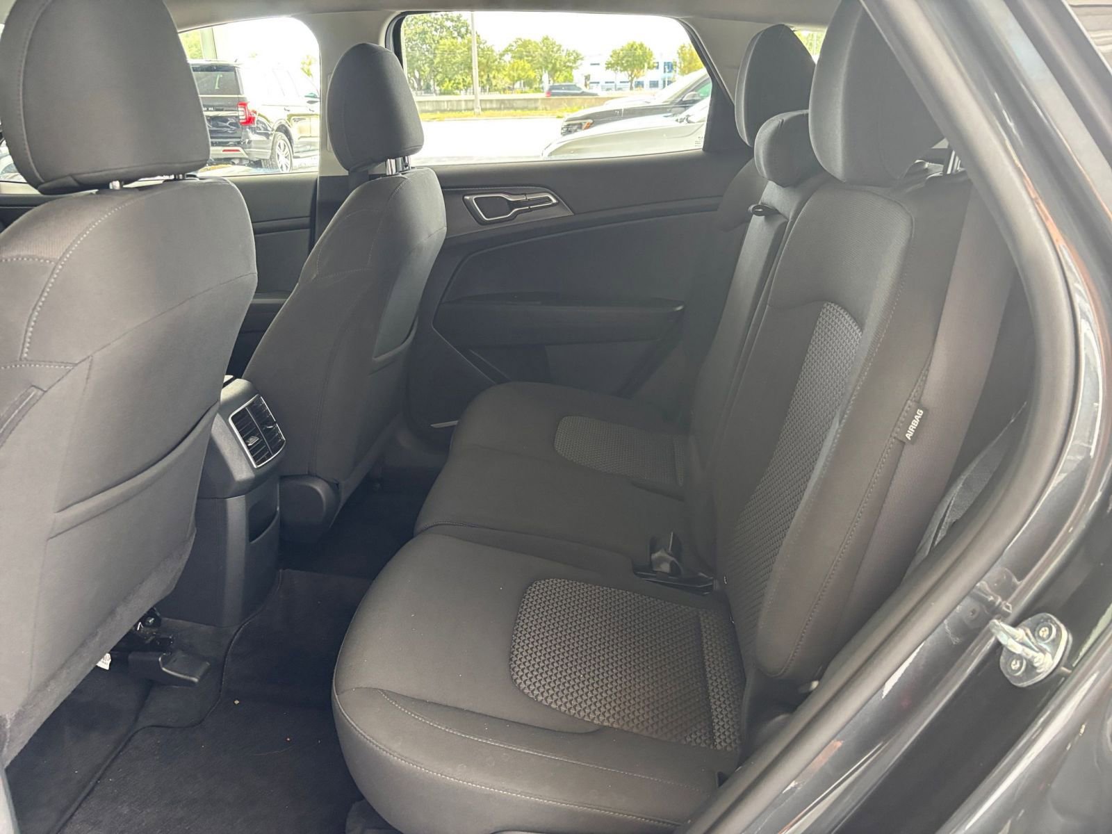 Thumbnail: 2024 Kia Sportage - 25