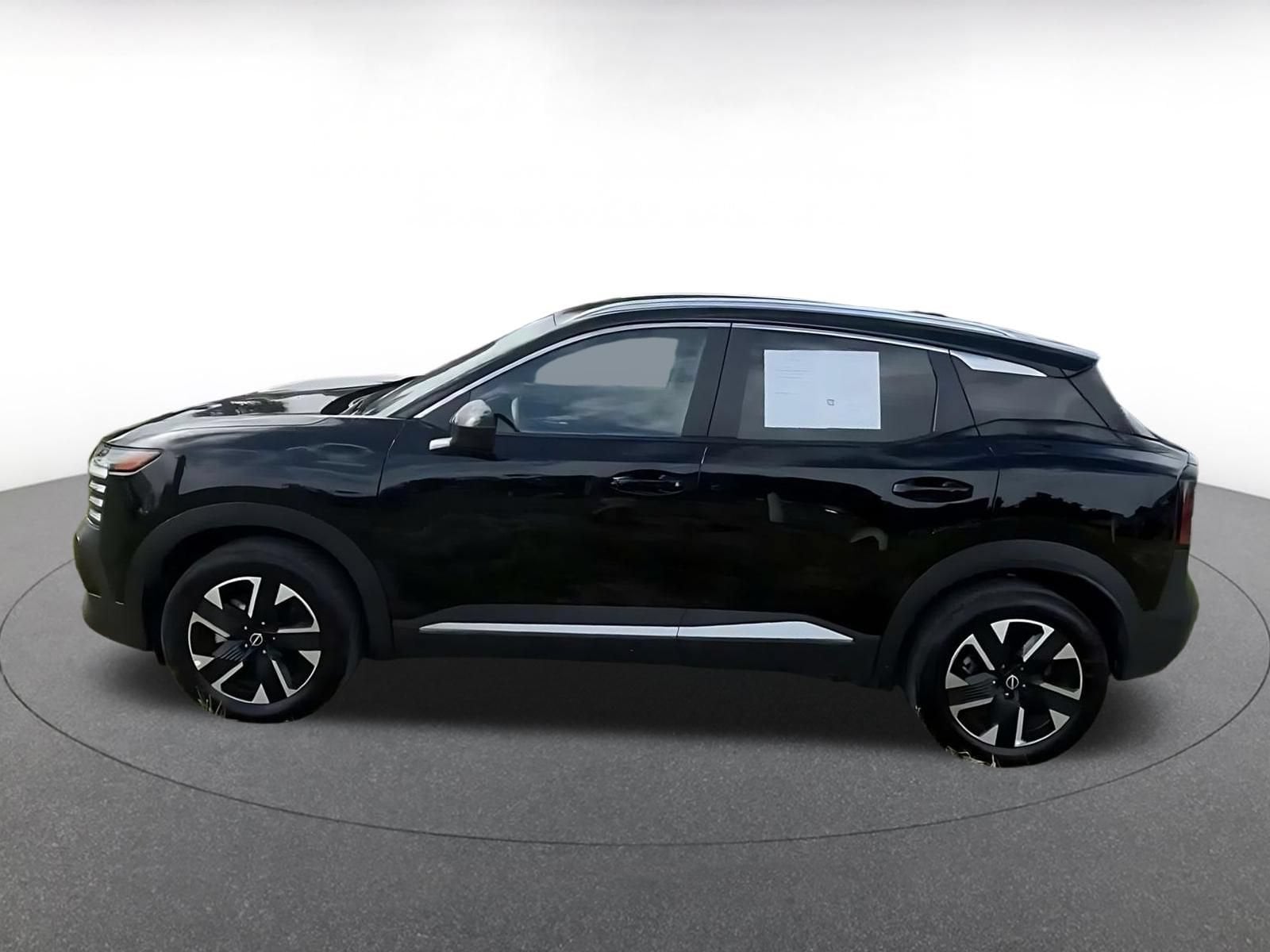 Thumbnail: 2026 Nissan Kicks - 8