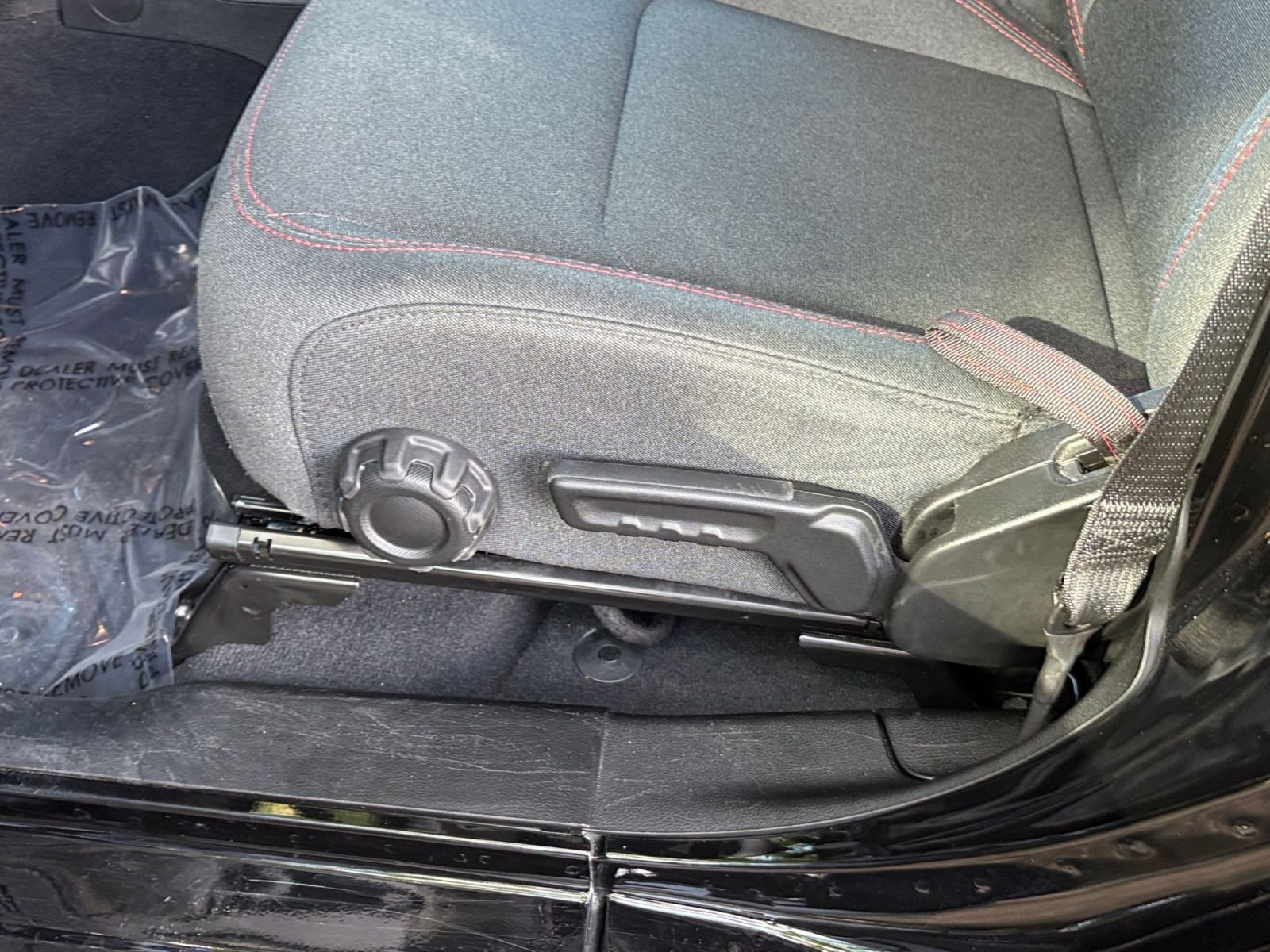 Thumbnail: 2025 Jeep Wrangler - 23