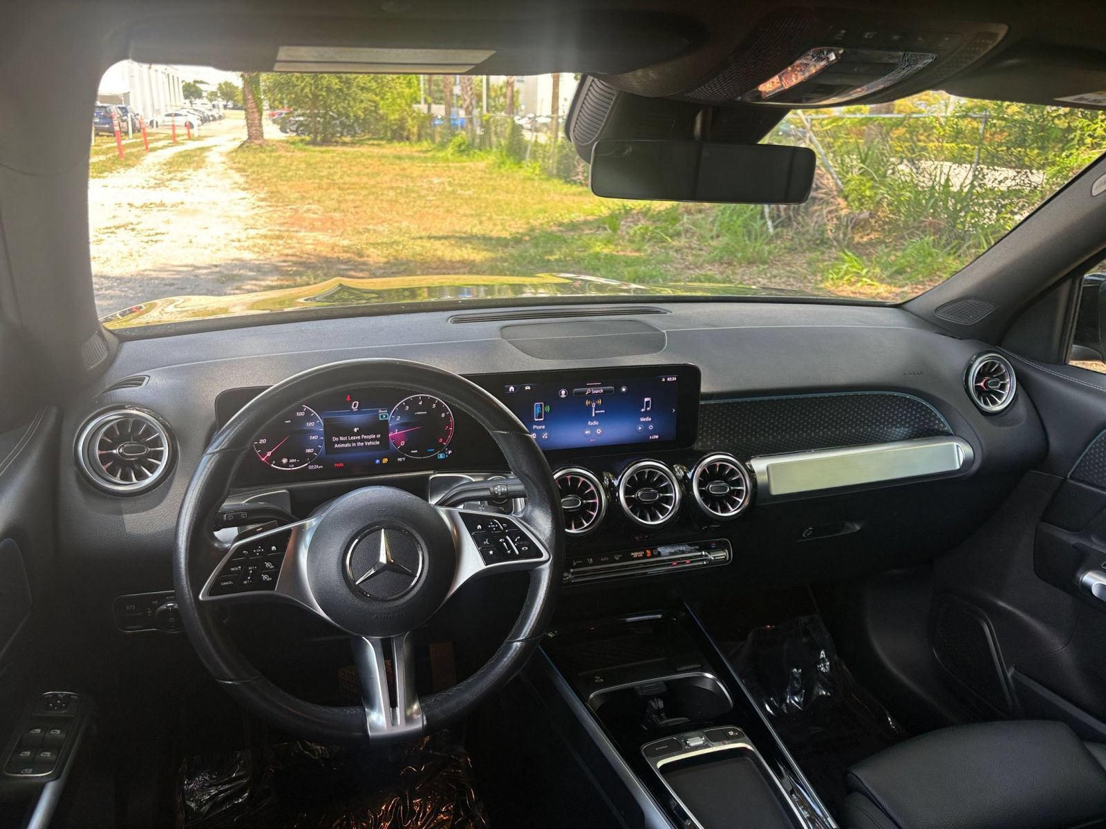 Thumbnail: 2025 Mercedes-Benz GLB - 35