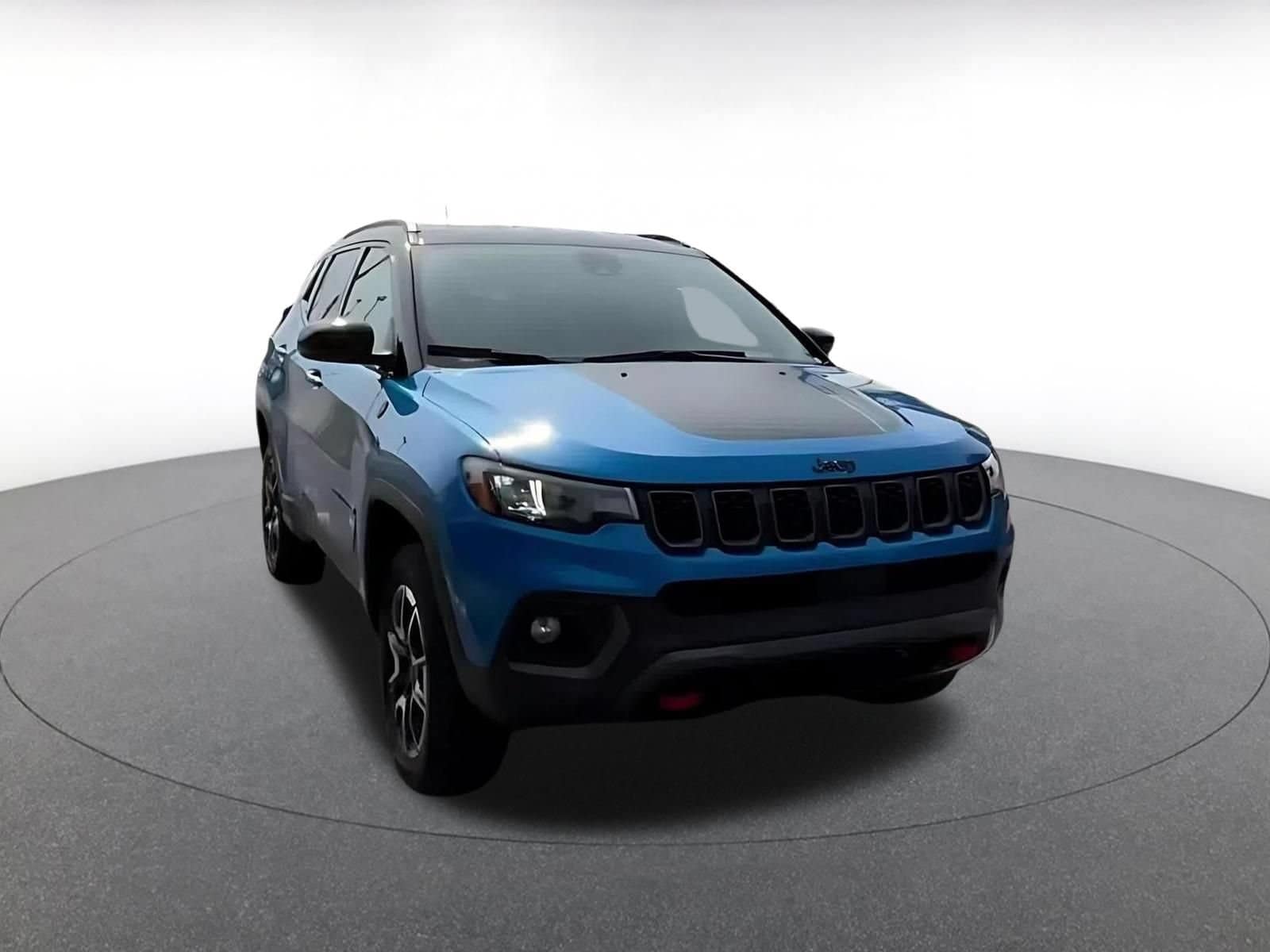 Thumbnail: 2025 Jeep Compass - 3