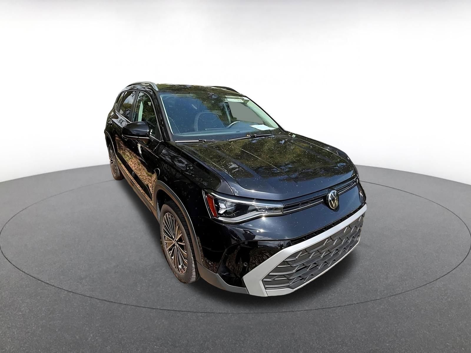 Thumbnail: 2025 Volkswagen Taos - 1