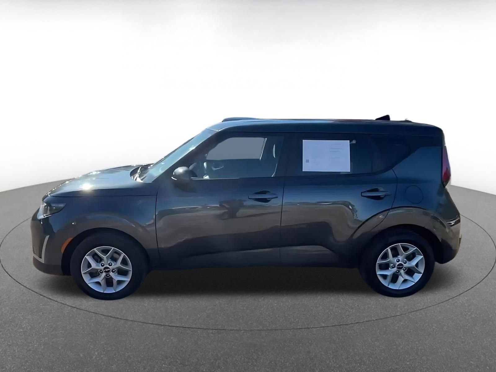Thumbnail: 2024 Kia Soul - 9
