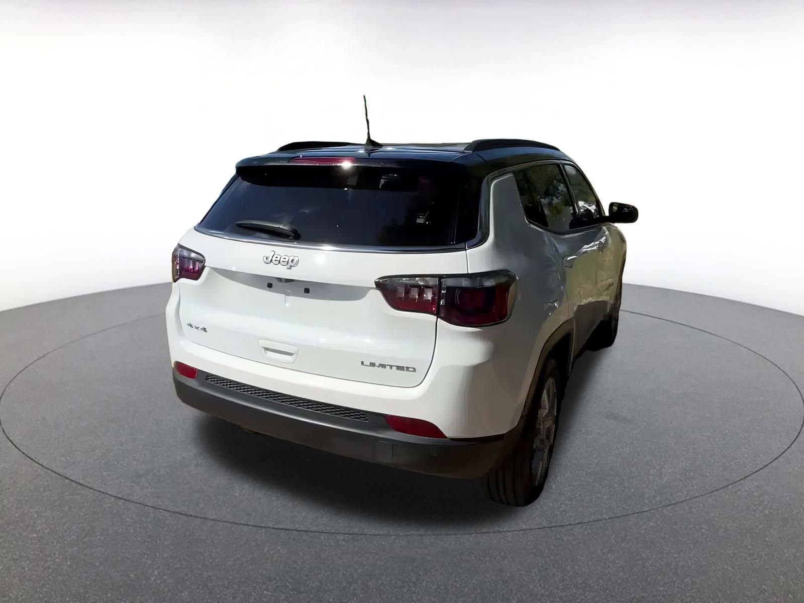 Thumbnail: 2025 Jeep Compass - 20