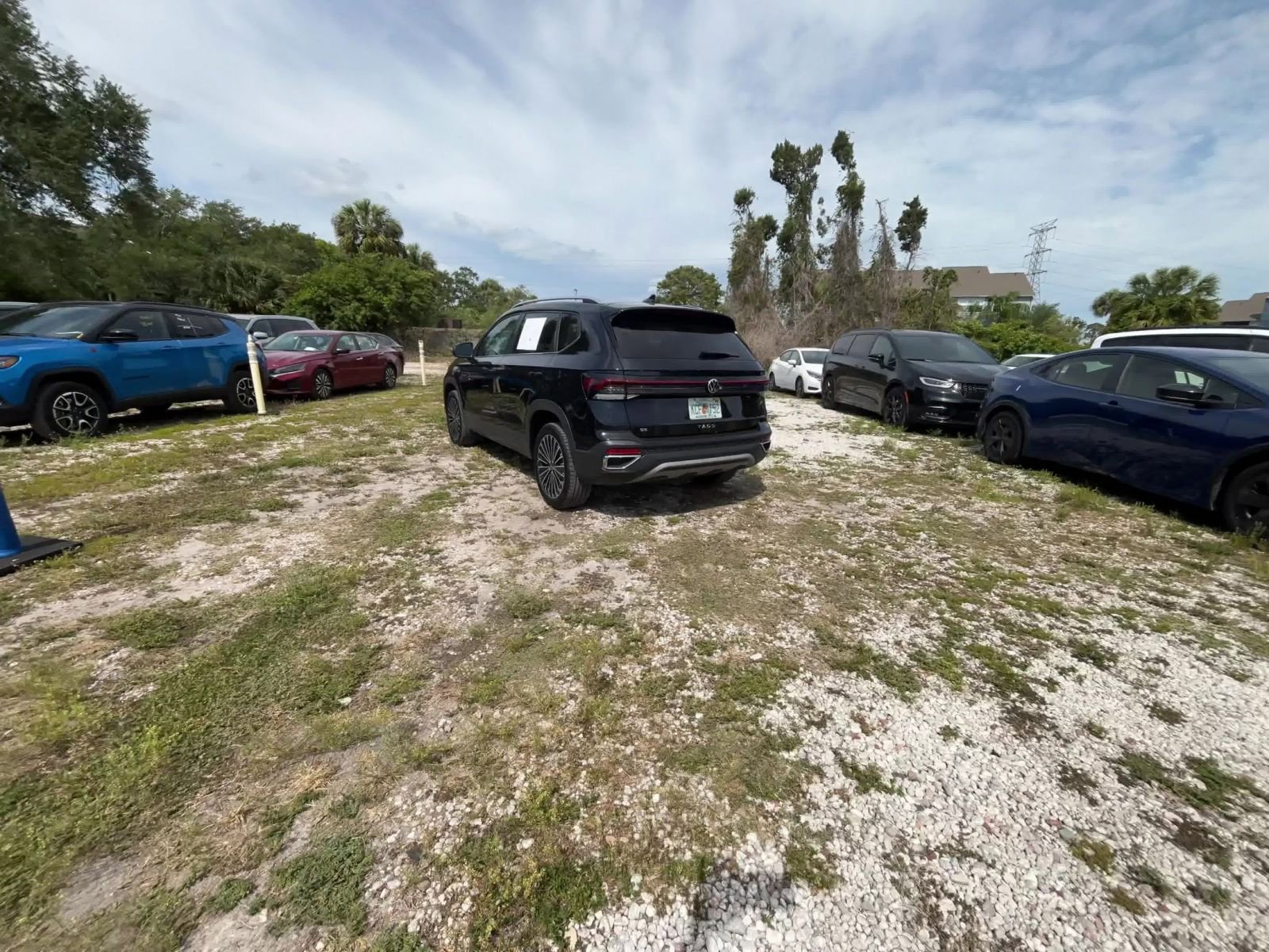 Thumbnail: 2025 Volkswagen Taos - 16