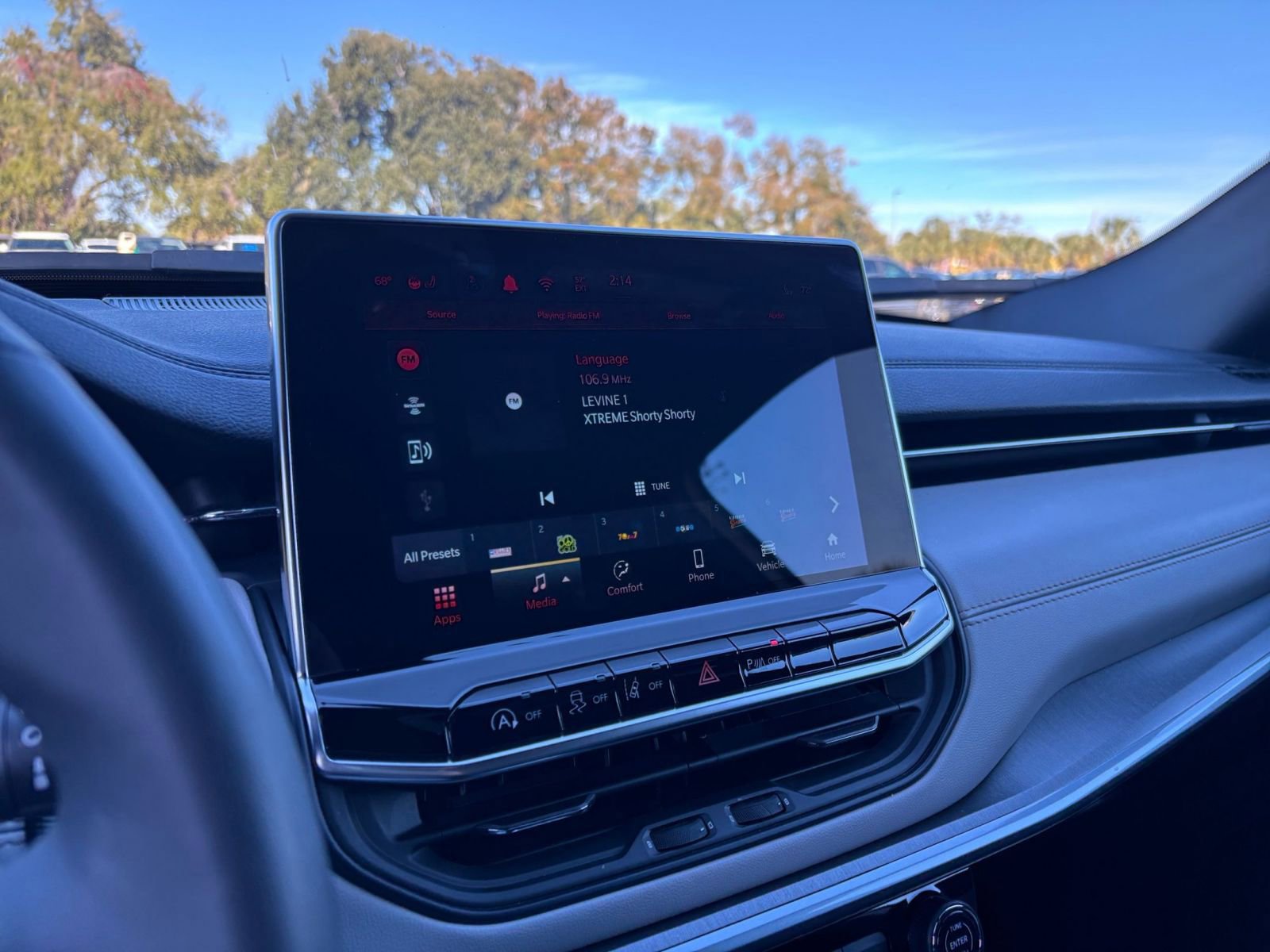 Thumbnail: 2025 Jeep Compass - 20