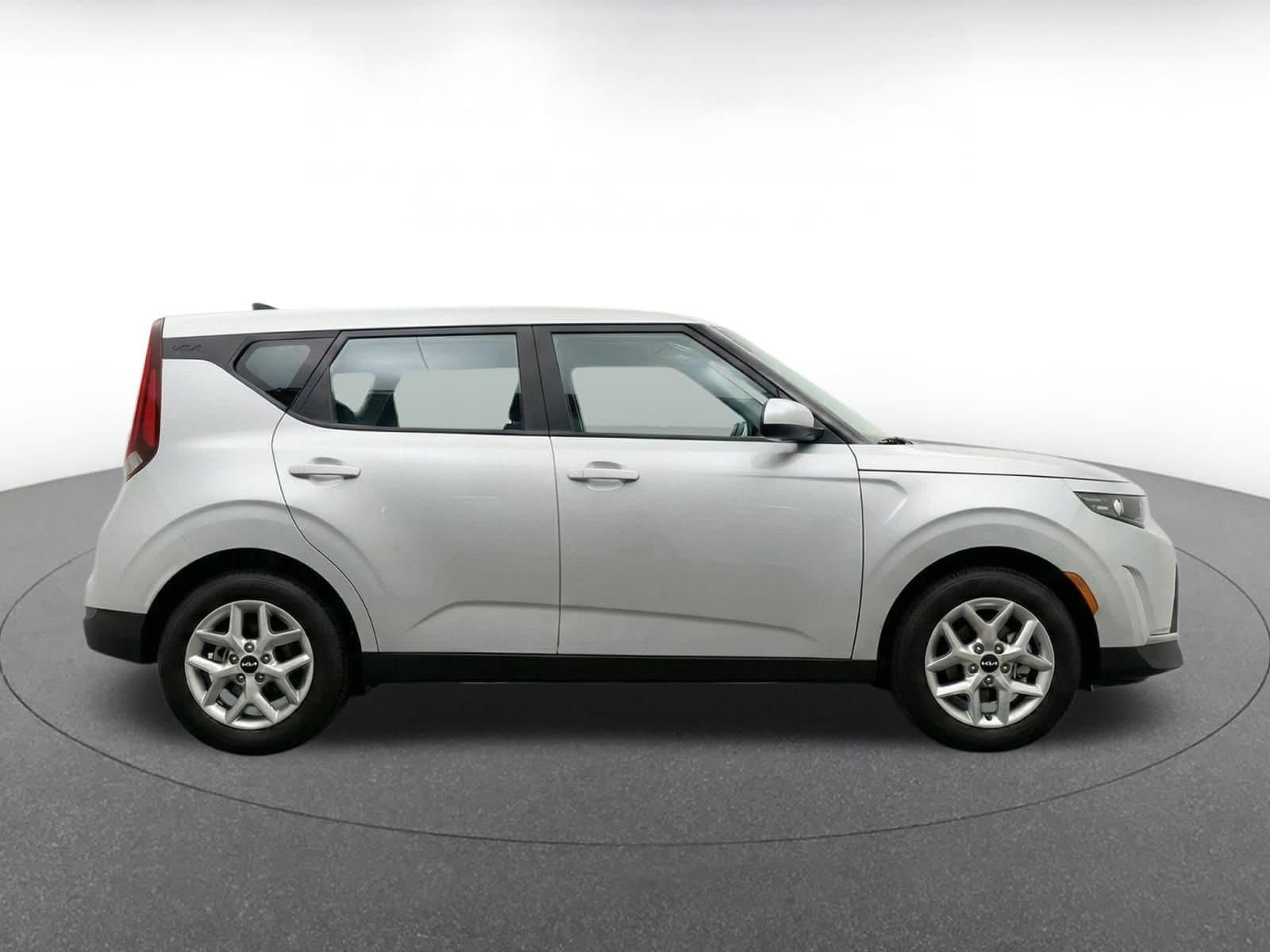 Thumbnail: 2025 Kia Soul - 10