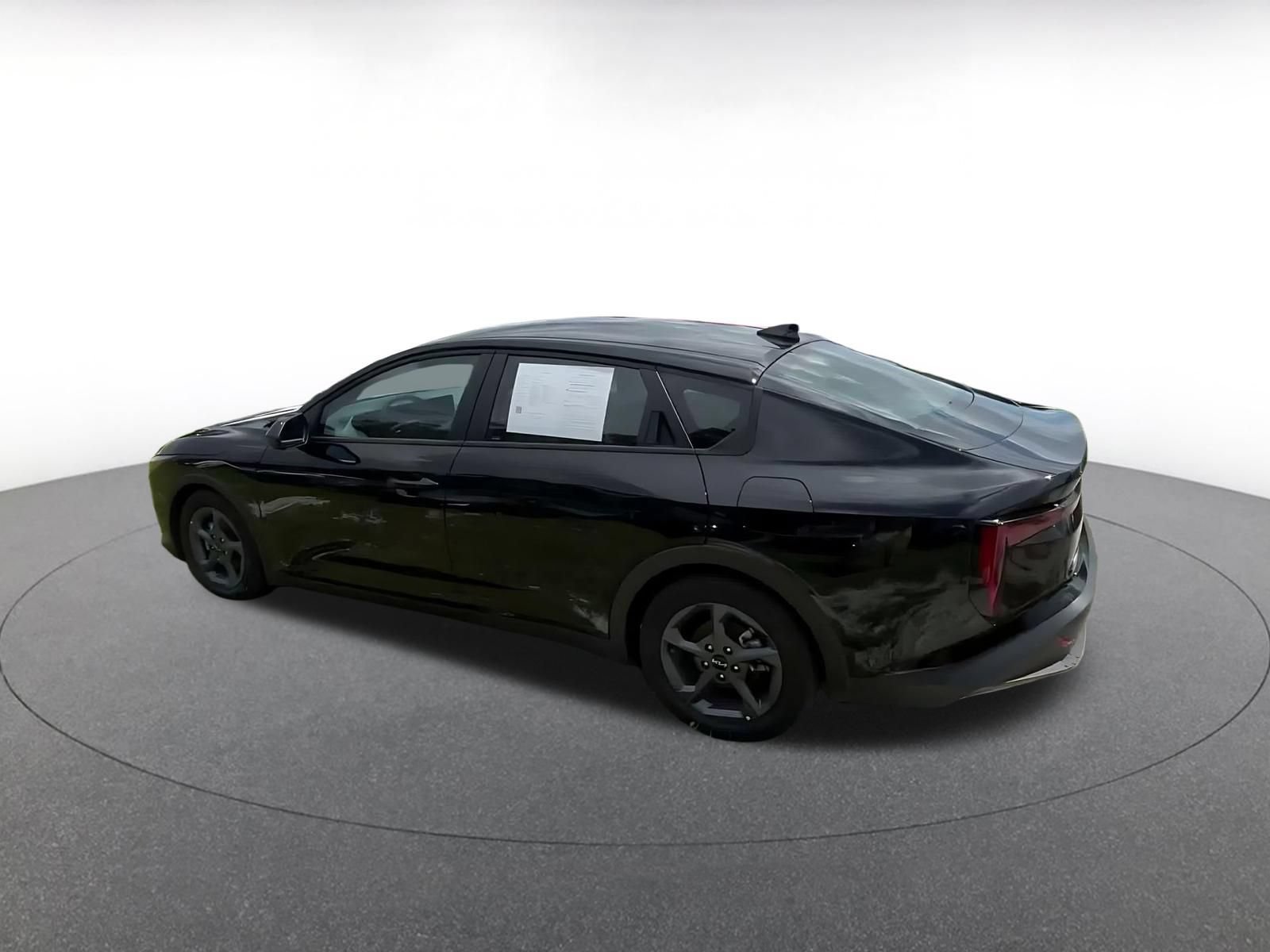 Thumbnail: 2025 Kia K4 - 8