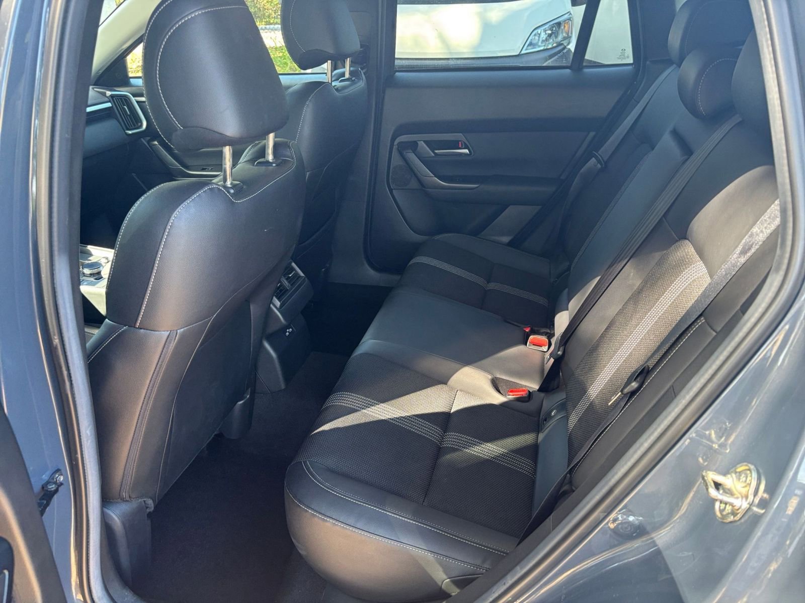 Thumbnail: 2025 Mazda CX-50 - 25