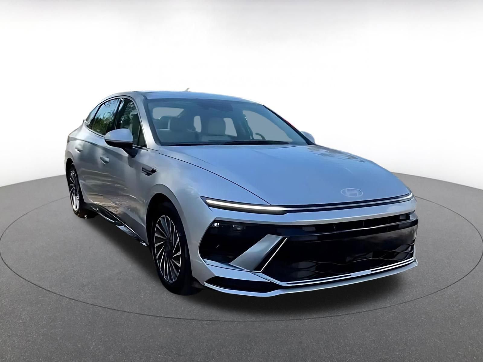 Thumbnail: 2025 Hyundai Sonata - 2