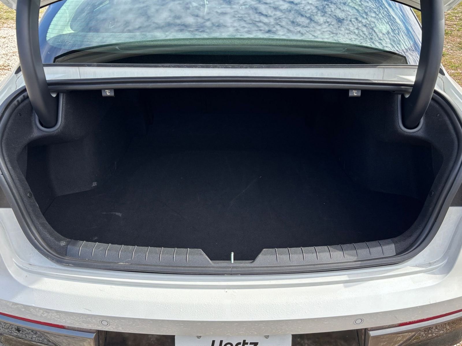 Thumbnail: 2025 Kia K5 - 31