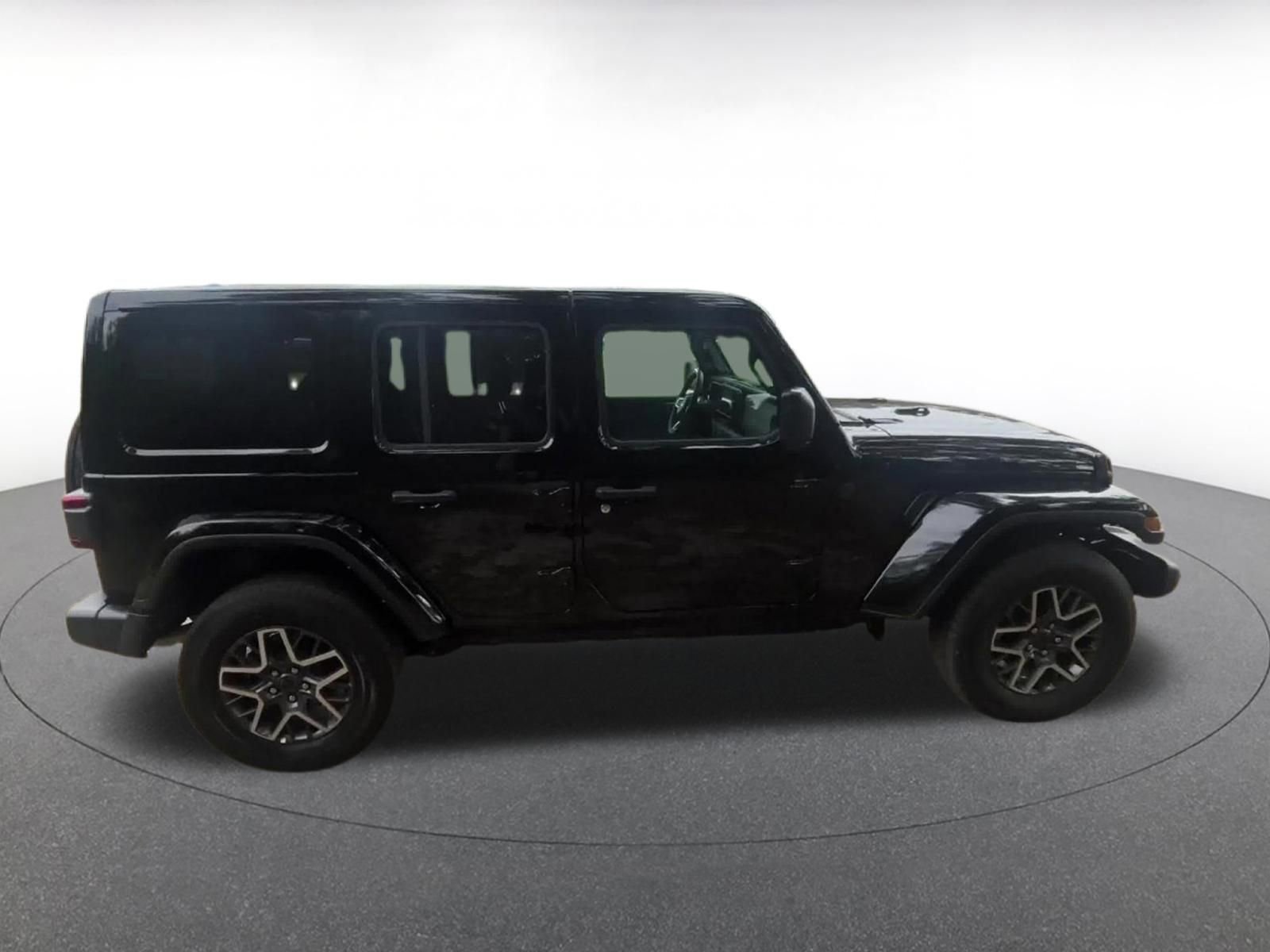Thumbnail: 2025 Jeep Wrangler - 16