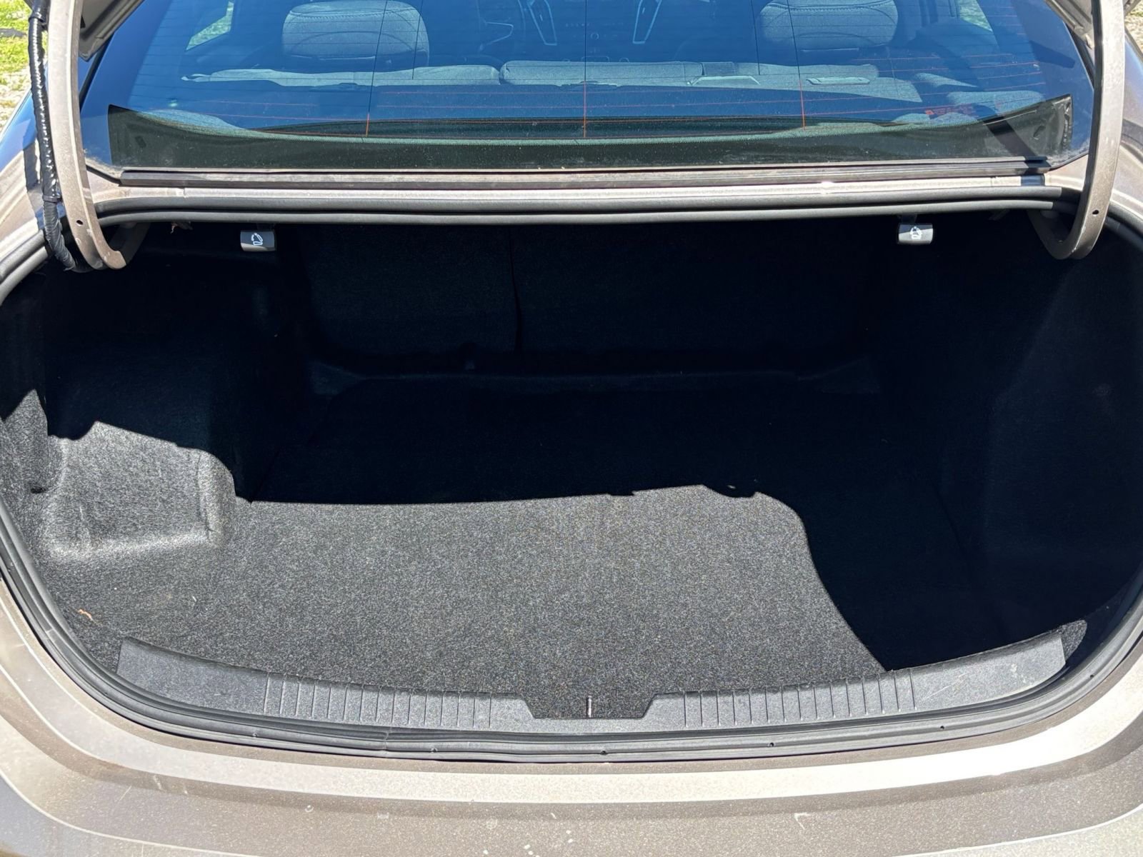 Thumbnail: 2024 Chevrolet Malibu - 32