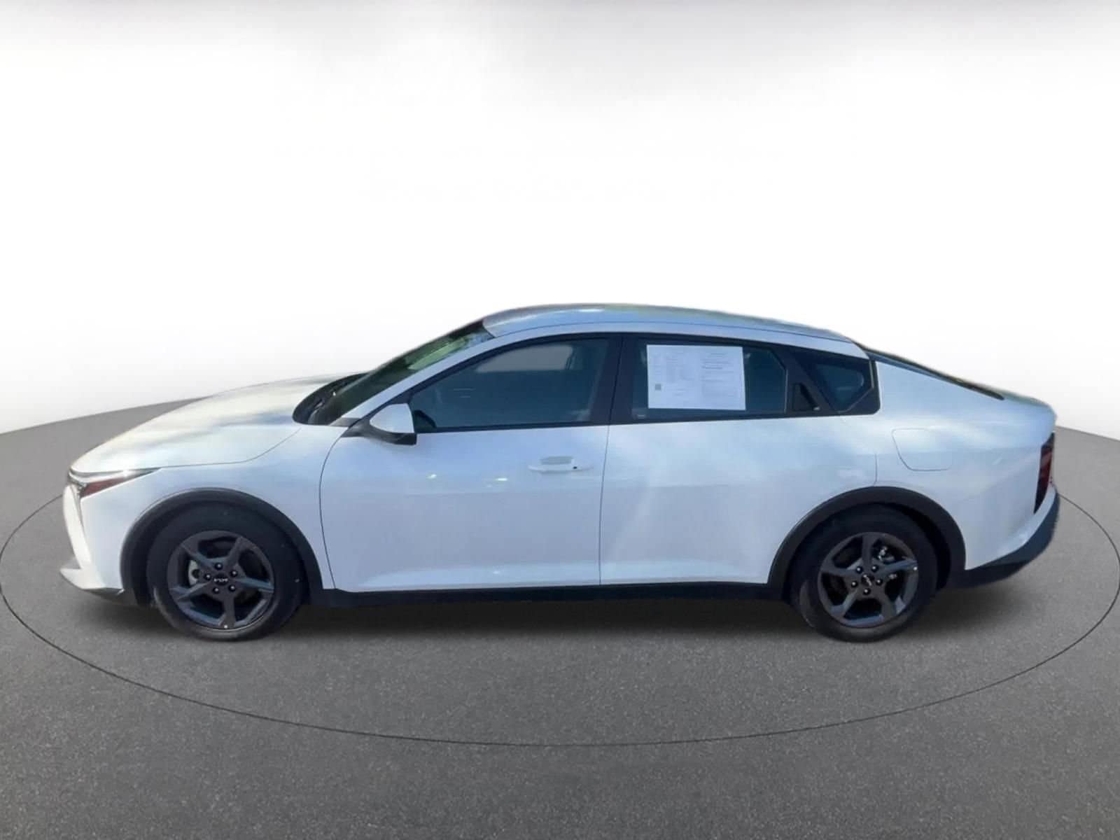 Thumbnail: 2025 Kia K4 - 10