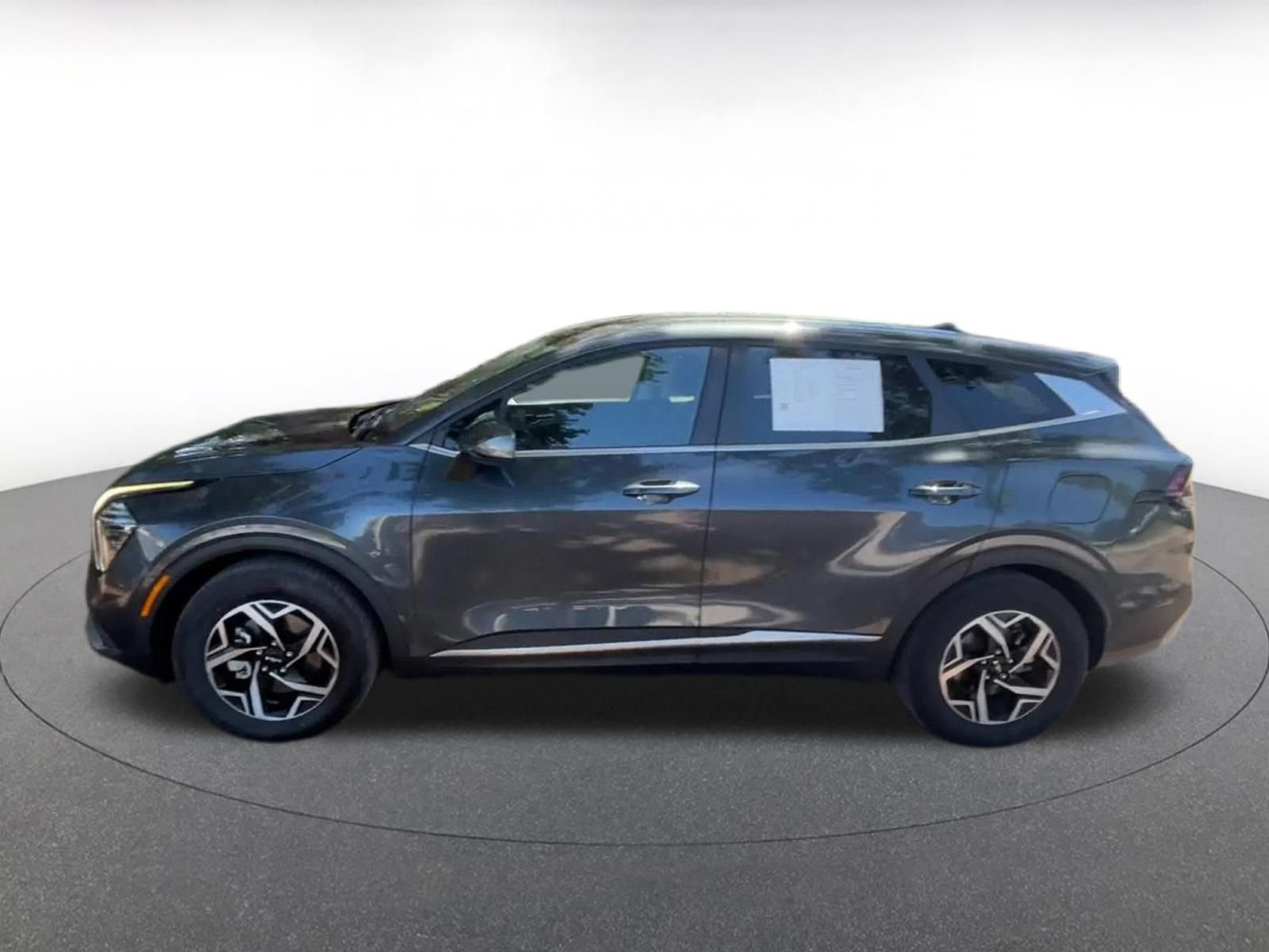 Thumbnail: 2025 Kia Sportage - 9
