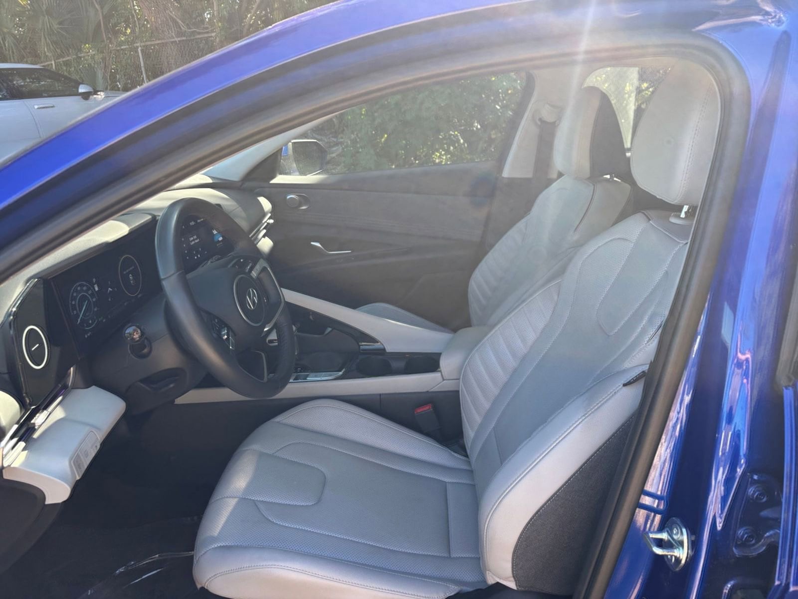 Thumbnail: 2025 Hyundai Elantra - 27