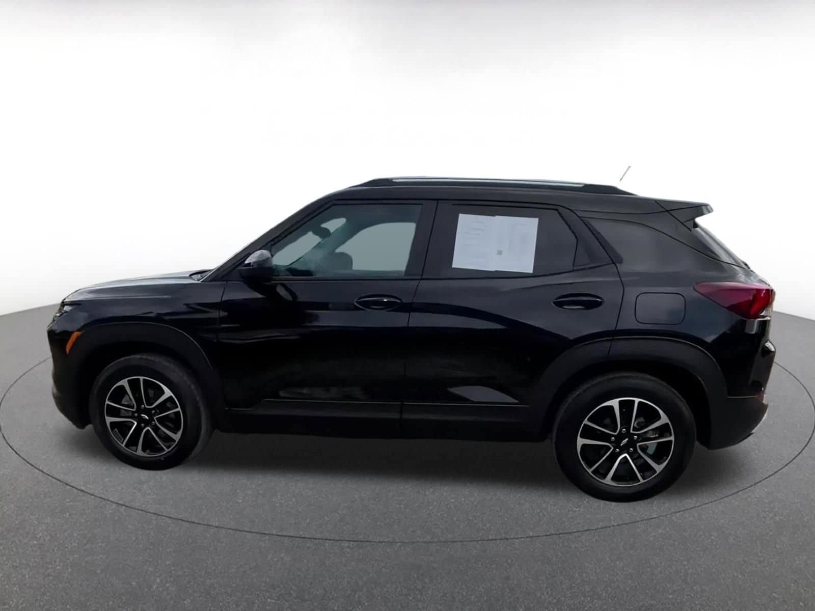 Thumbnail: 2025 Chevrolet TrailBlazer - 9