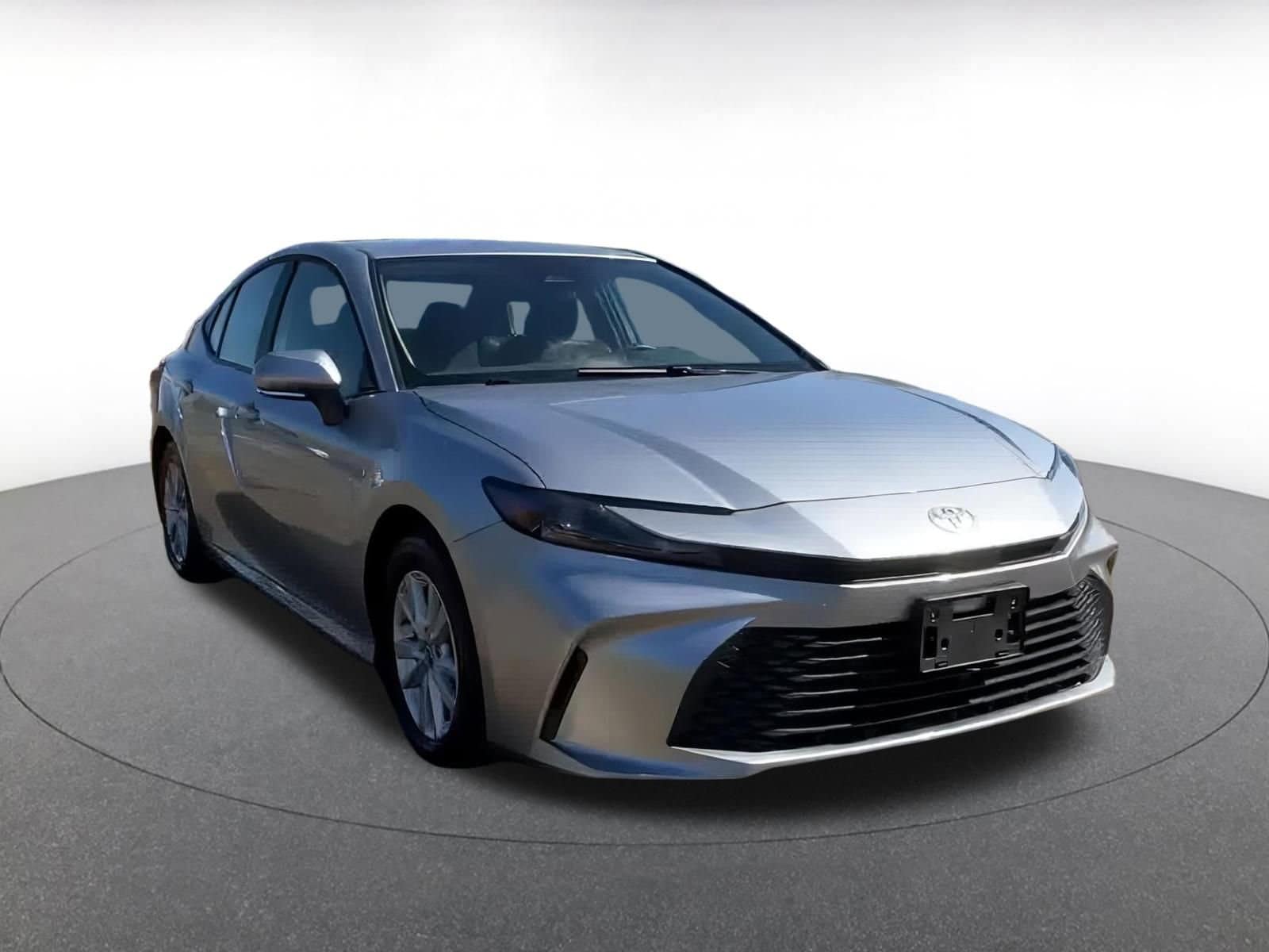 Thumbnail: 2025 Toyota Camry - 3