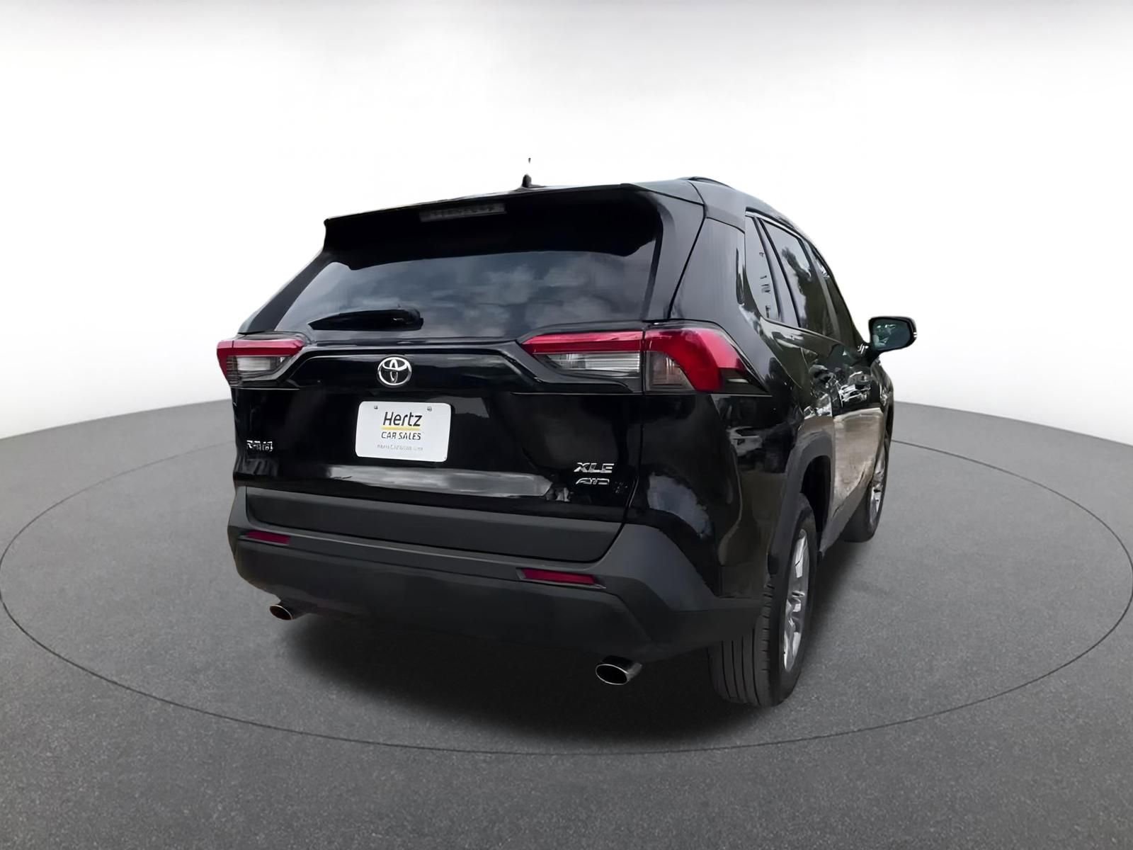 Thumbnail: 2025 Toyota RAV4 - 15