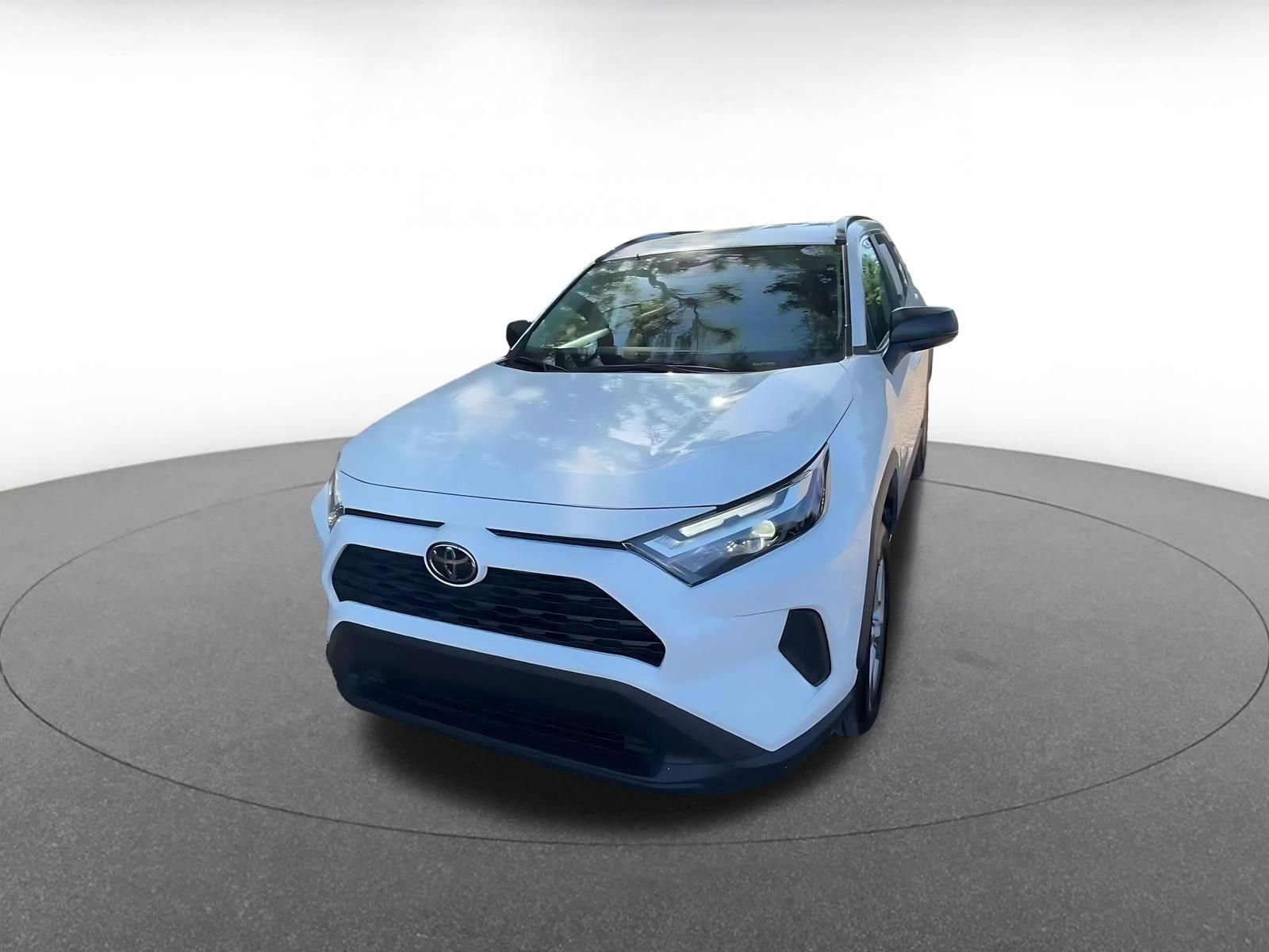 Thumbnail: 2025 Toyota RAV4 - 7