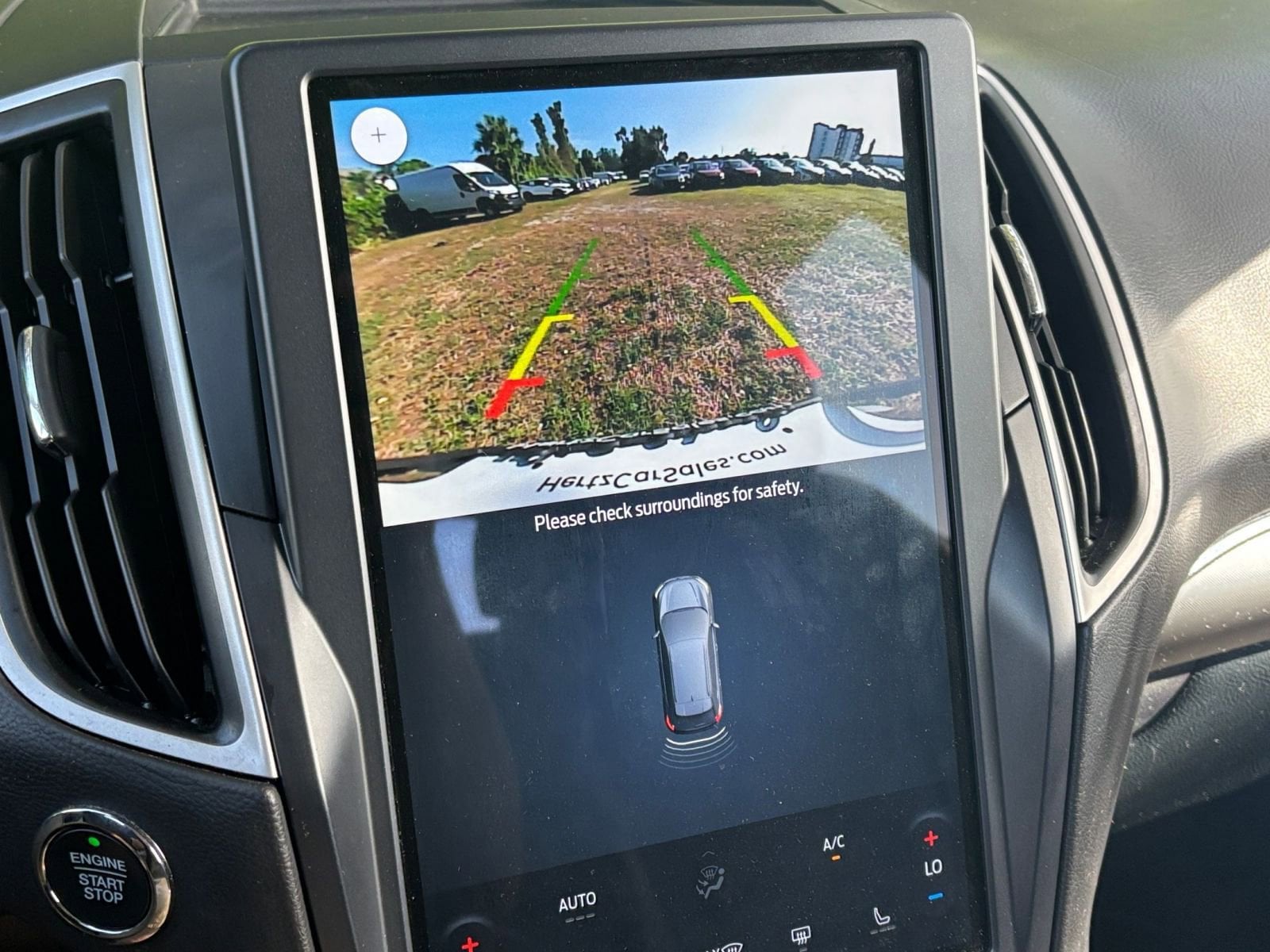 Thumbnail: 2022 Ford Edge - 17