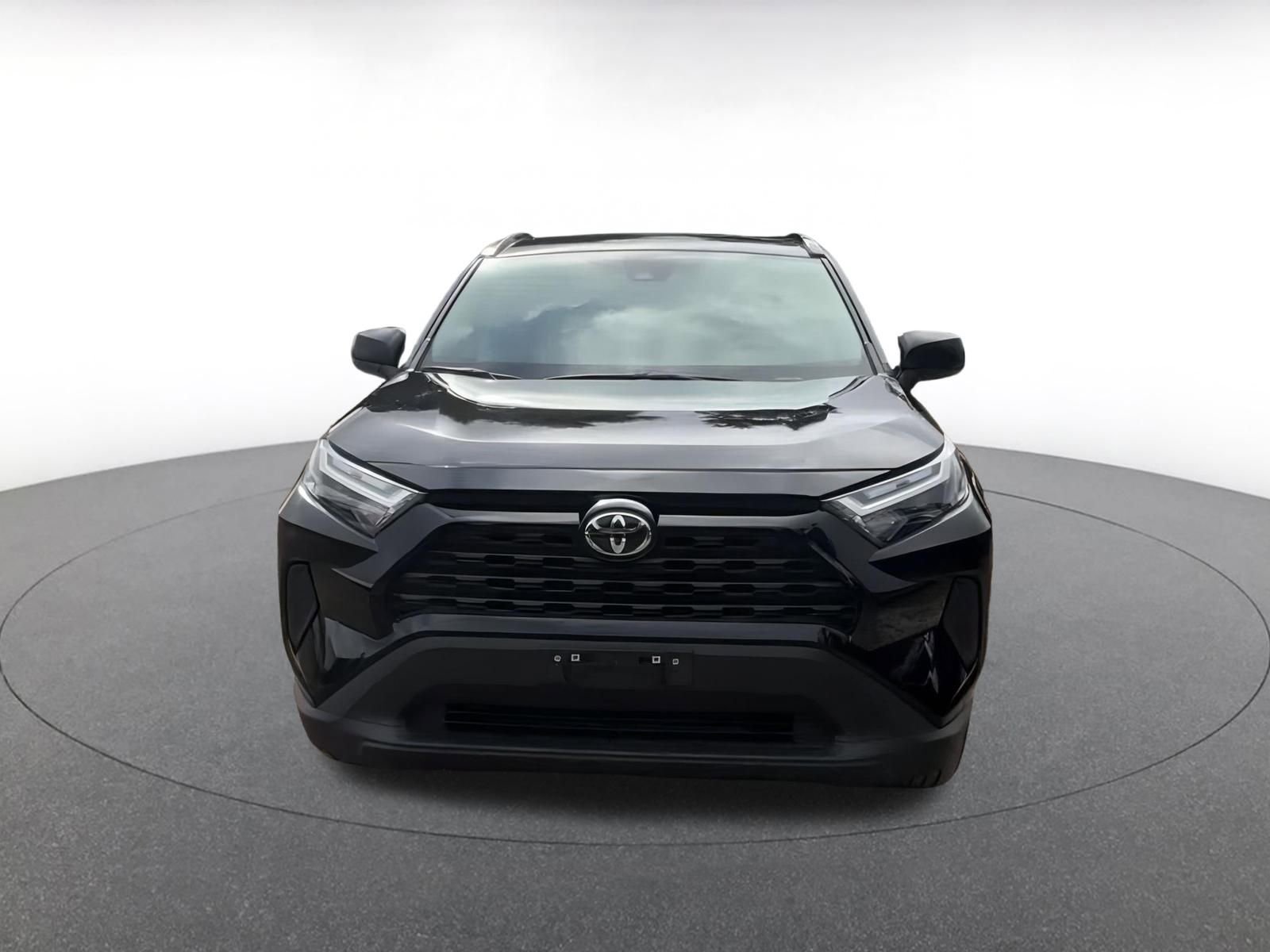 Thumbnail: 2025 Toyota RAV4 - 3