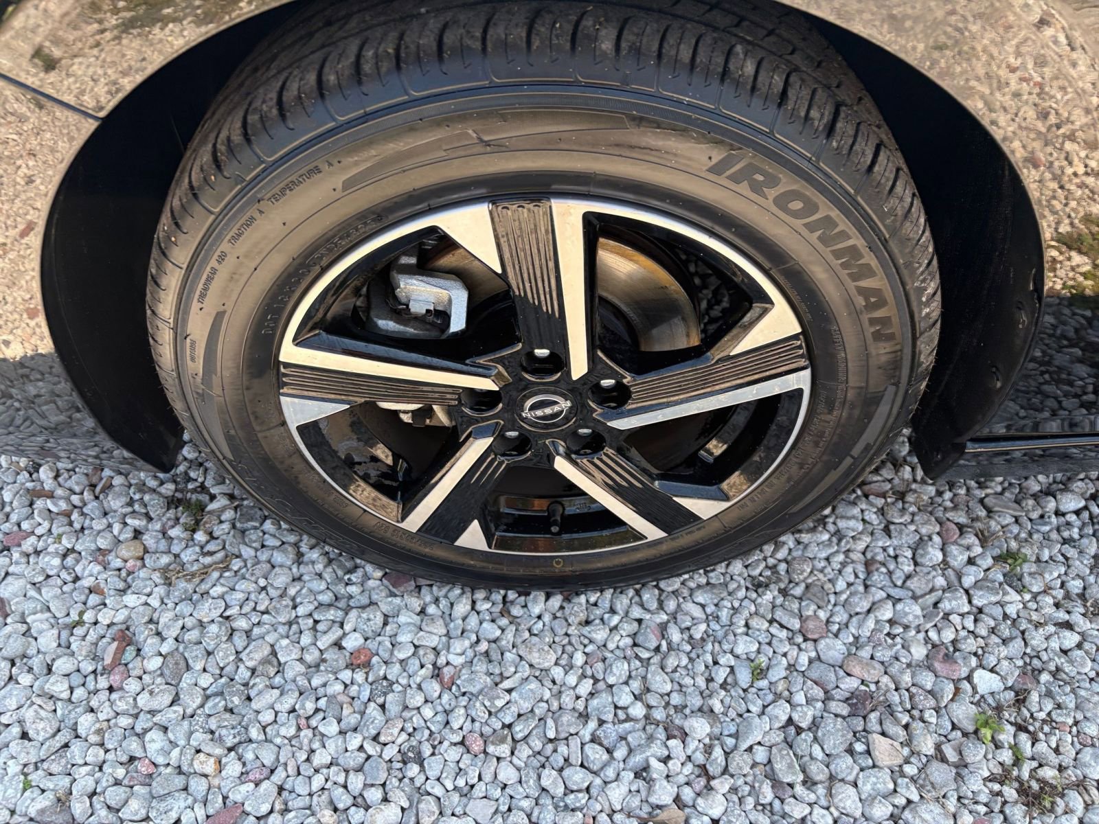 Thumbnail: 2025 Nissan Sentra - 30