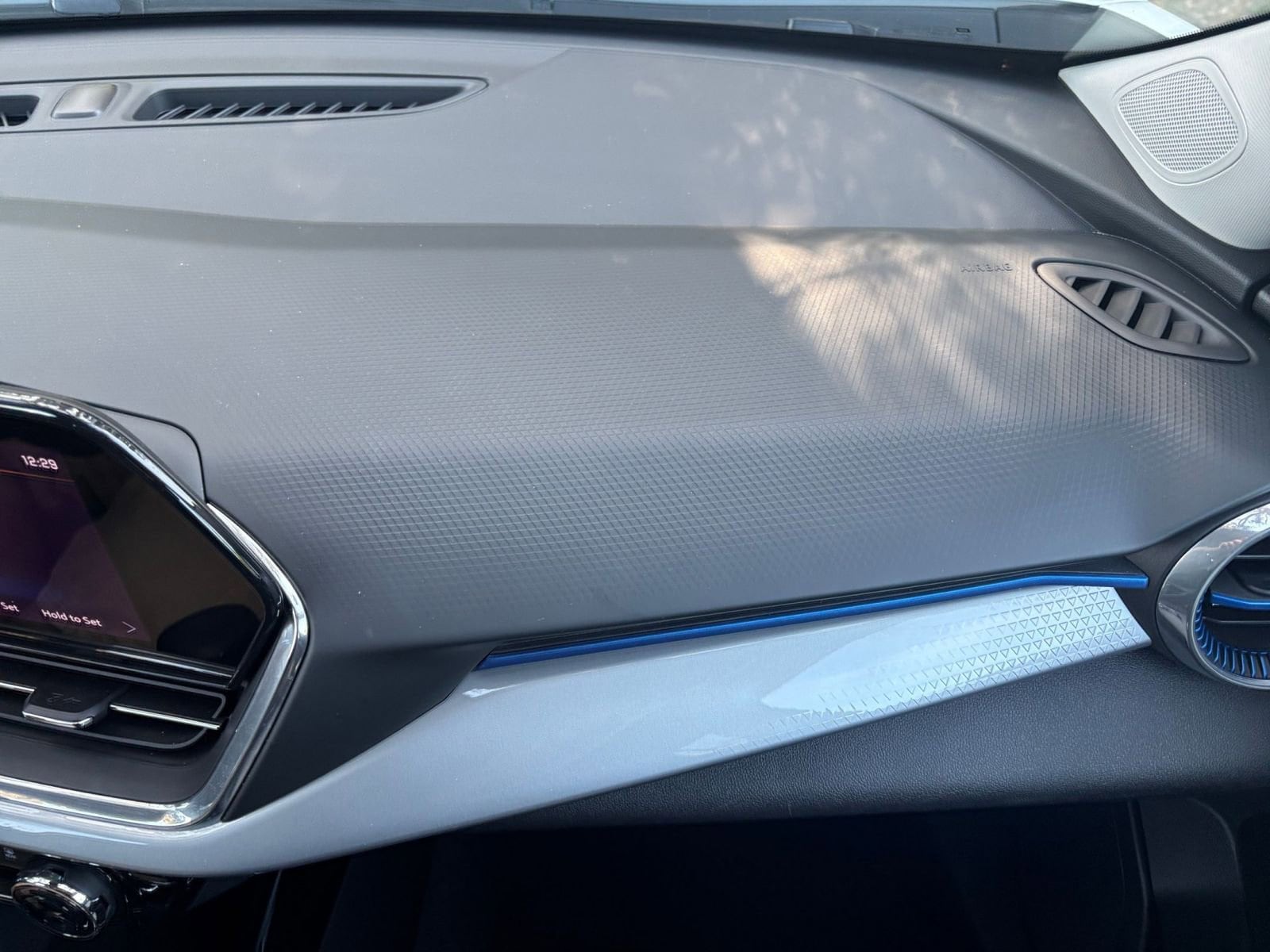 Thumbnail: 2025 Chevrolet Trax - 35