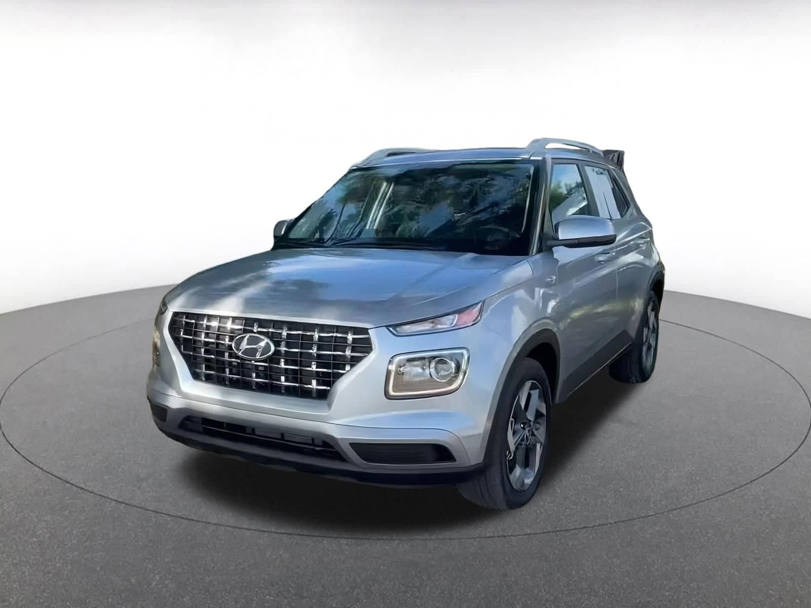 Thumbnail: 2025 Hyundai Venue - 10