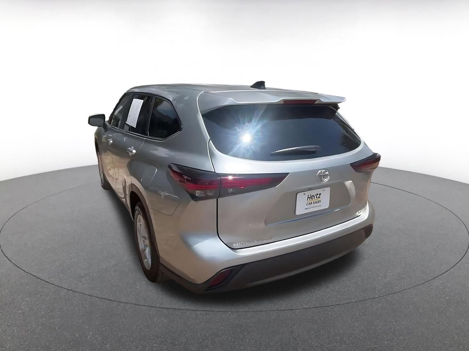 Thumbnail: 2025 Toyota Highlander - 11
