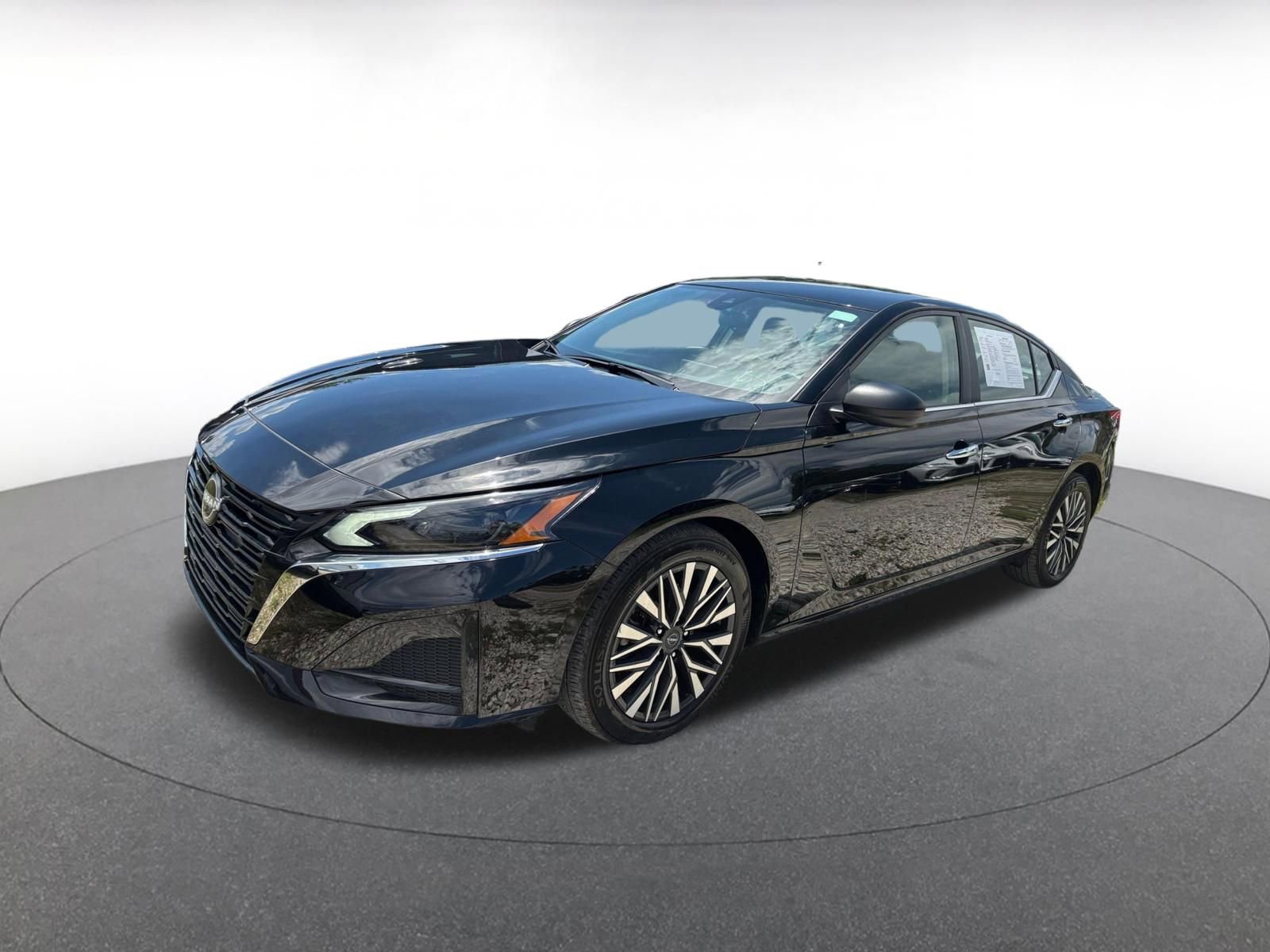 Thumbnail: 2025 Nissan Altima - 4