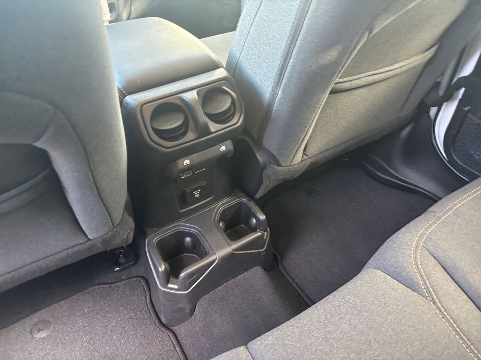 Thumbnail: 2025 Jeep Wrangler - 24