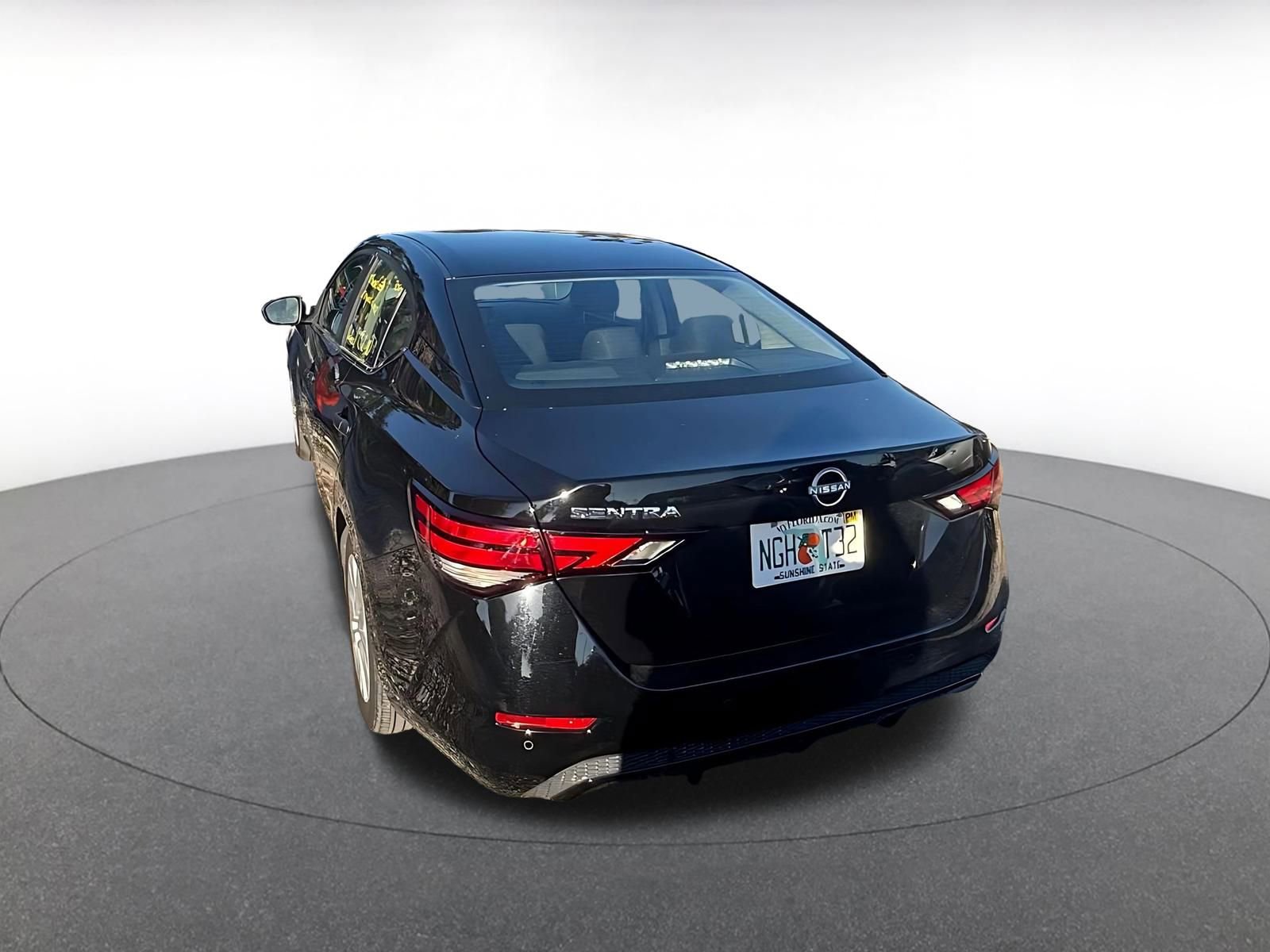 Thumbnail: 2025 Nissan Sentra - 5