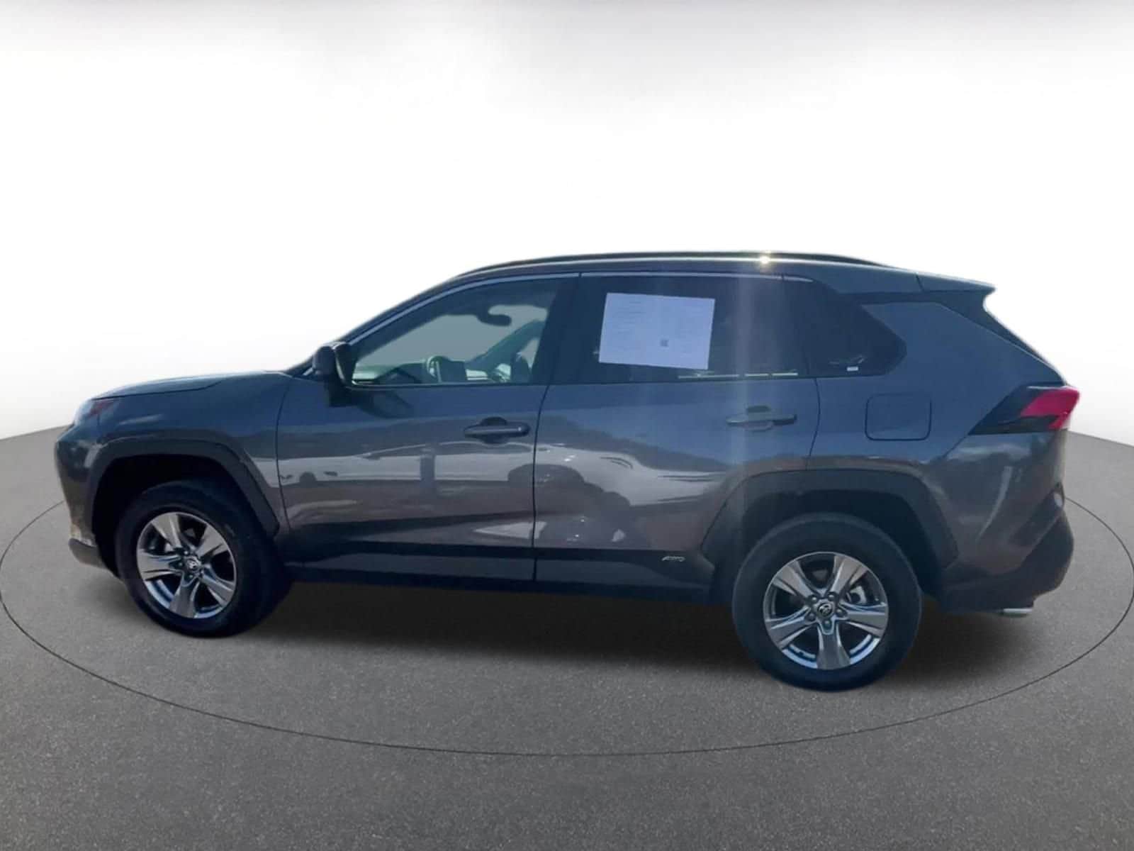 Thumbnail: 2025 Toyota RAV4 - 9