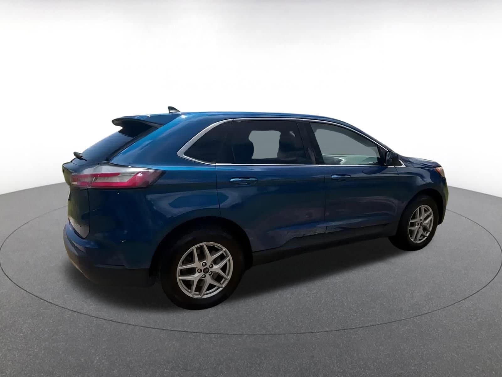 Thumbnail: 2023 Ford Edge - 15