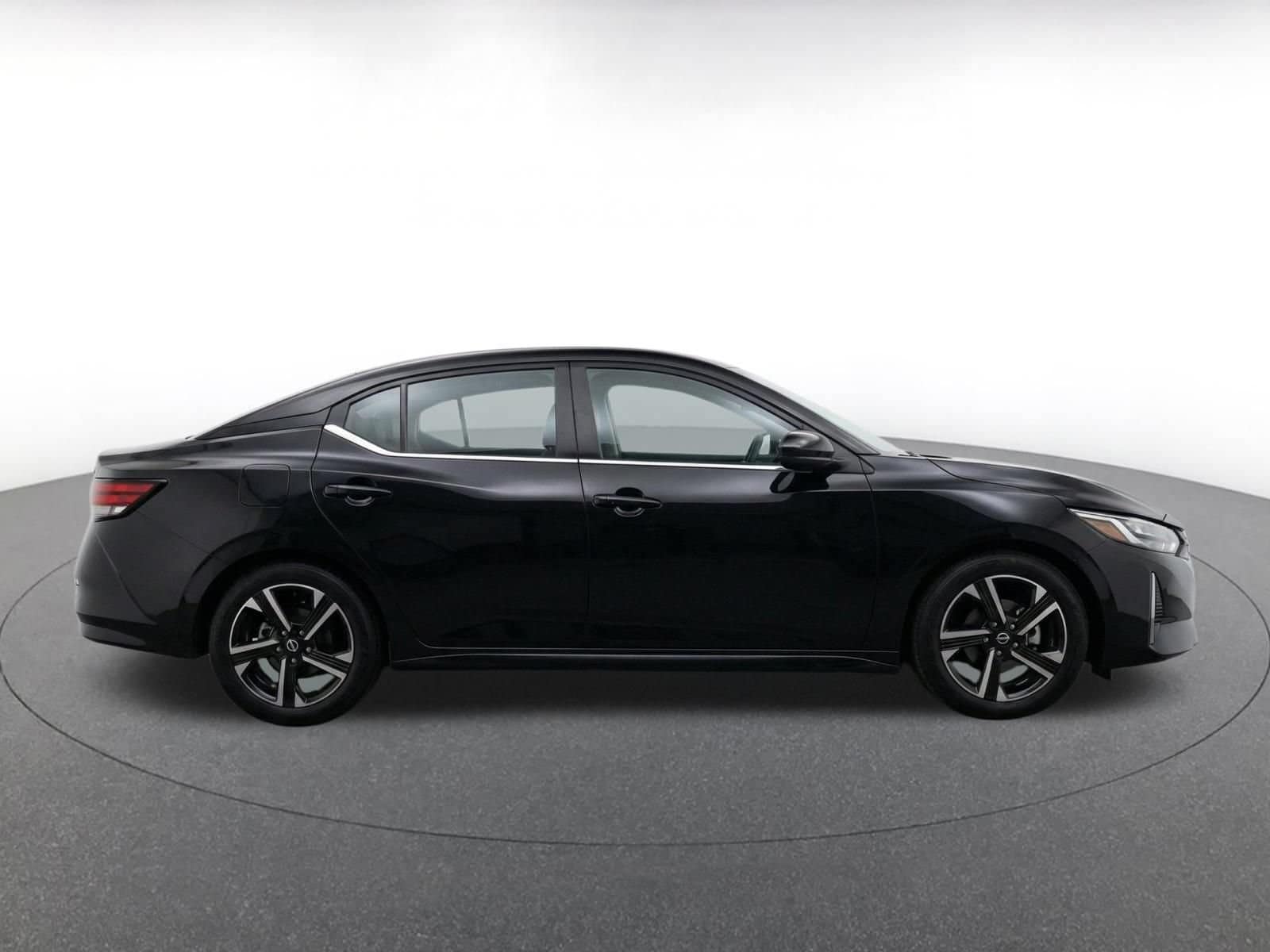 Thumbnail: 2025 Nissan Sentra - 8