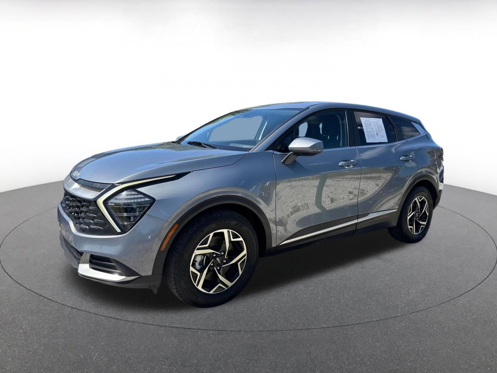 Thumbnail: 2025 Kia Sportage - 4