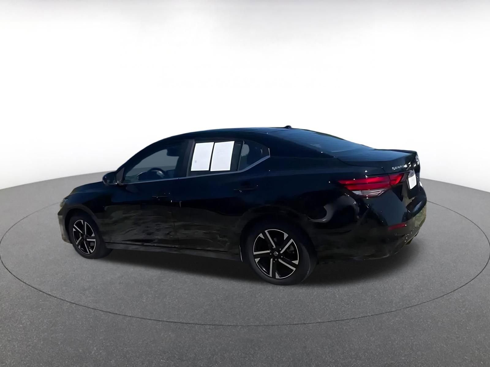 Thumbnail: 2025 Nissan Sentra - 10