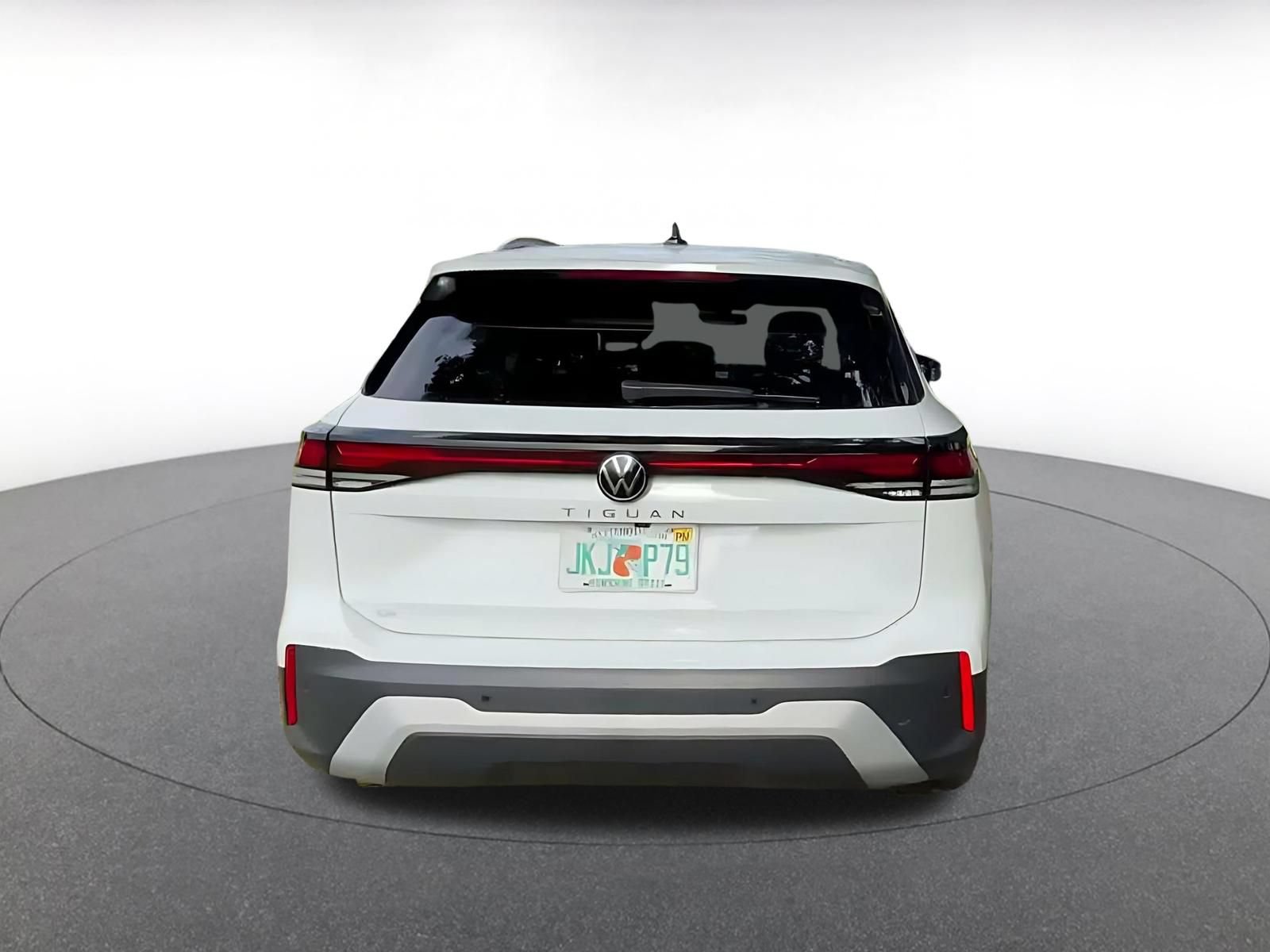 Thumbnail: 2026 Volkswagen Tiguan - 10