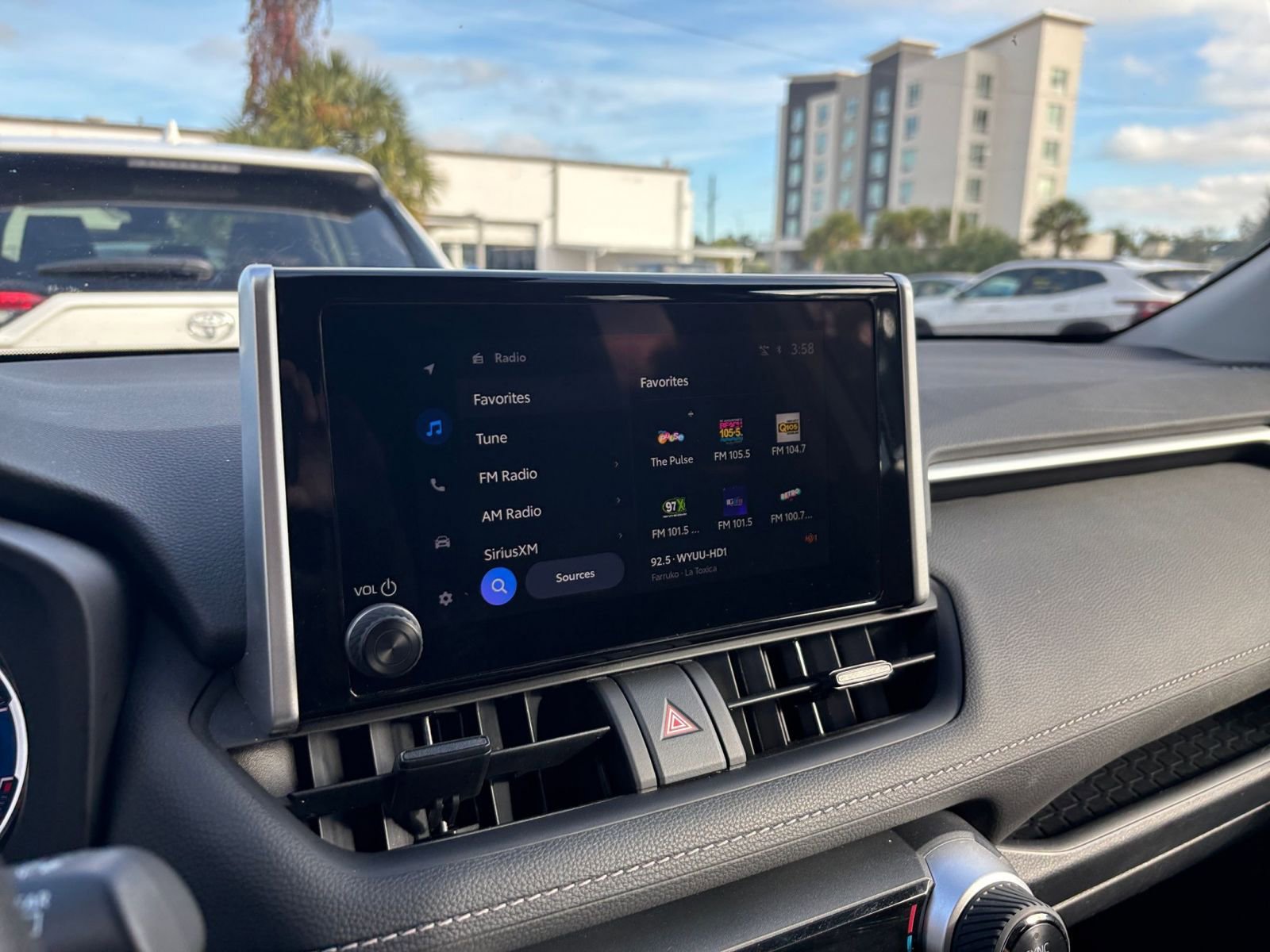 Thumbnail: 2025 Toyota RAV4 - 22