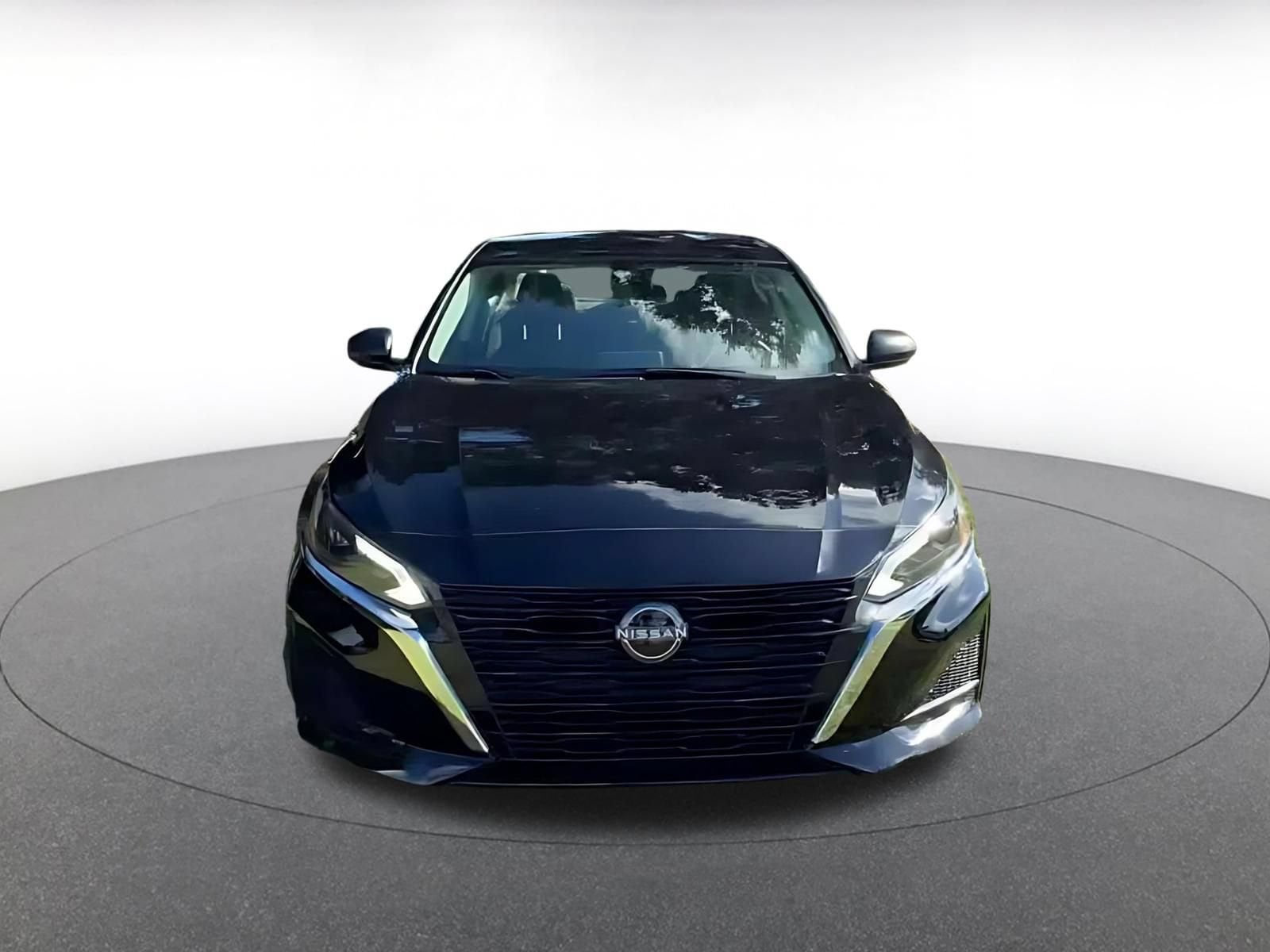 Thumbnail: 2025 Nissan Altima - 4