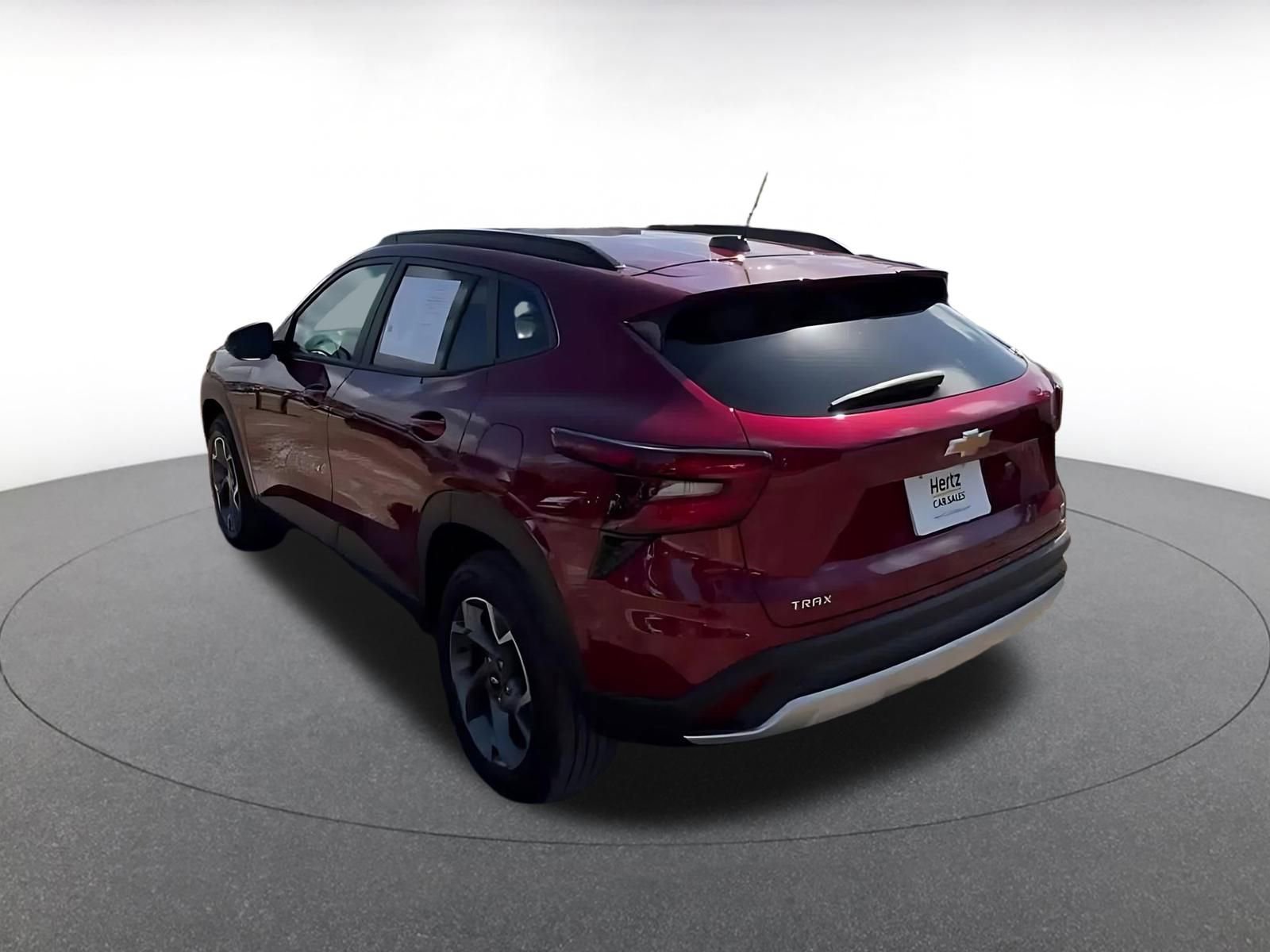 Thumbnail: 2025 Chevrolet Trax - 11