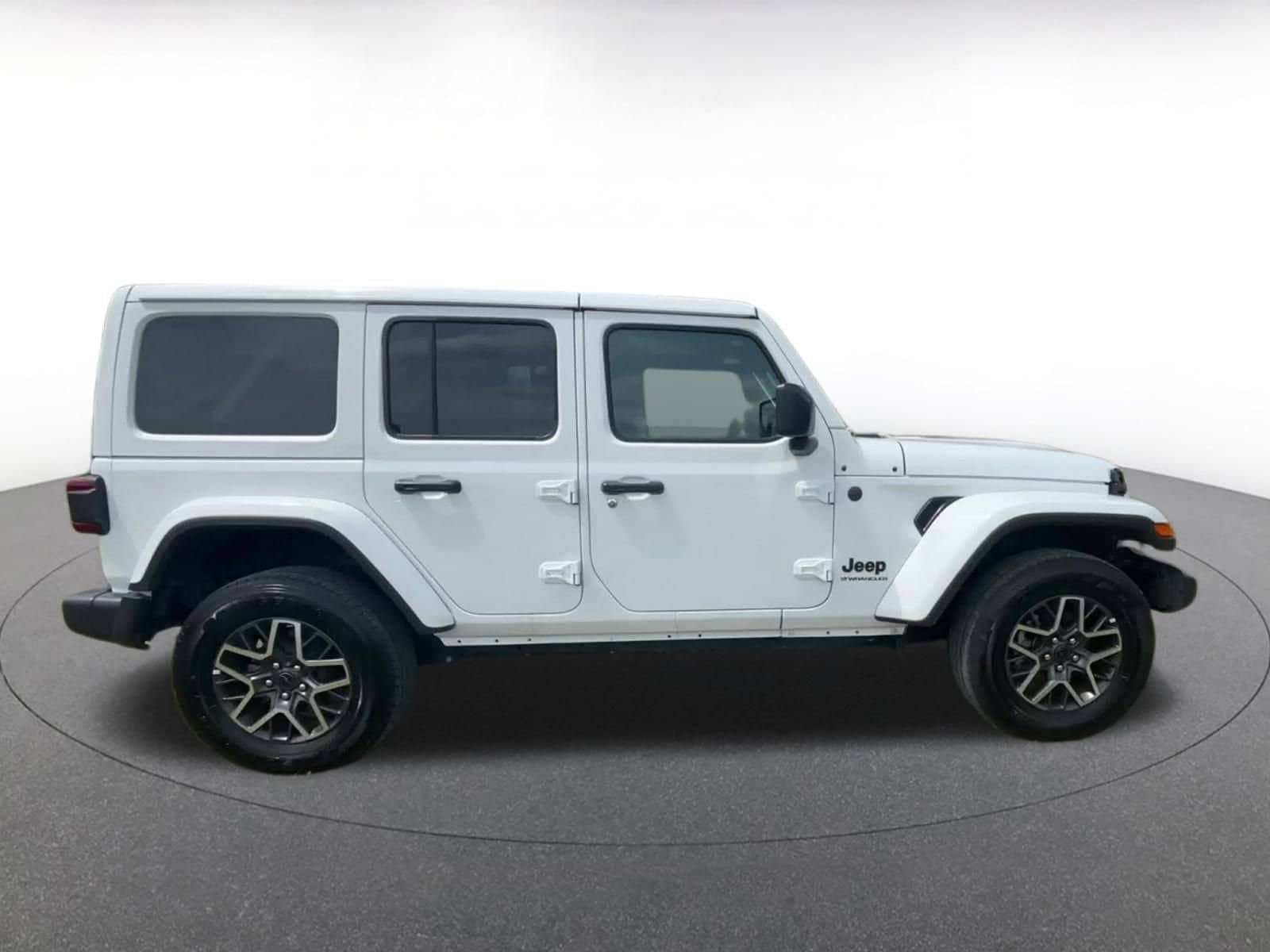Thumbnail: 2025 Jeep Wrangler - 17