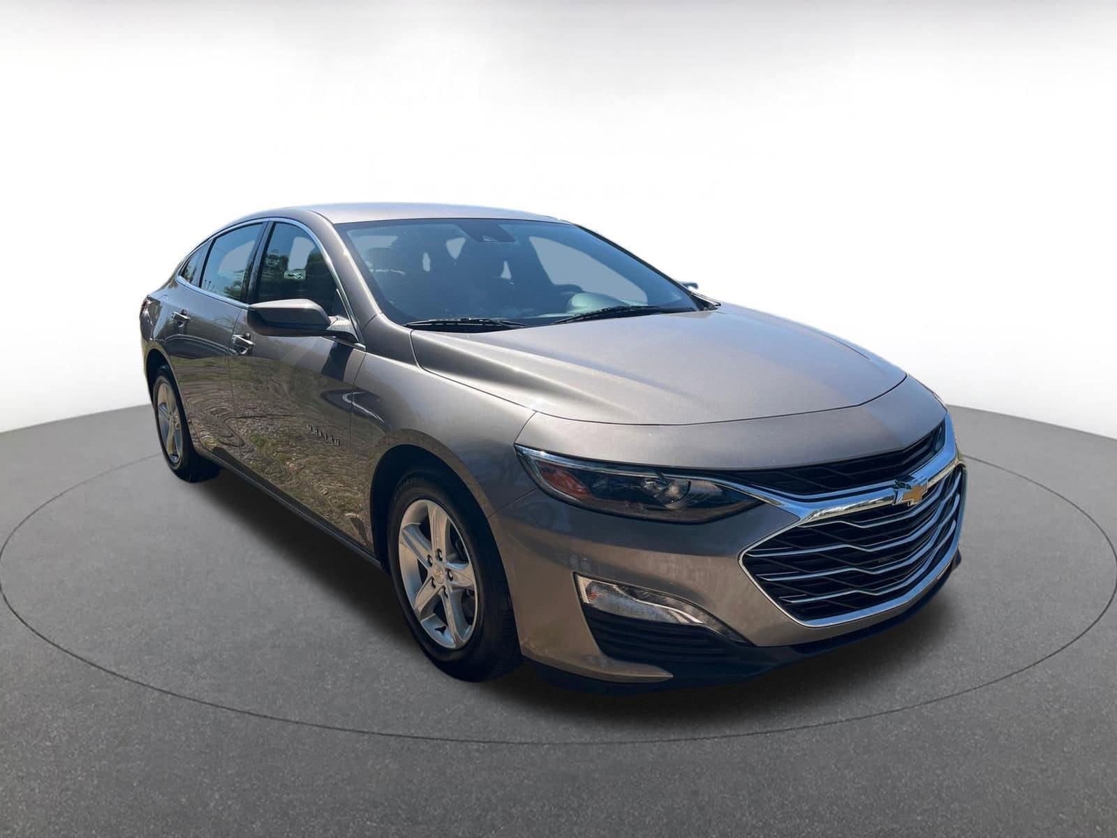 2023 Chevrolet Malibu LT Hero Image