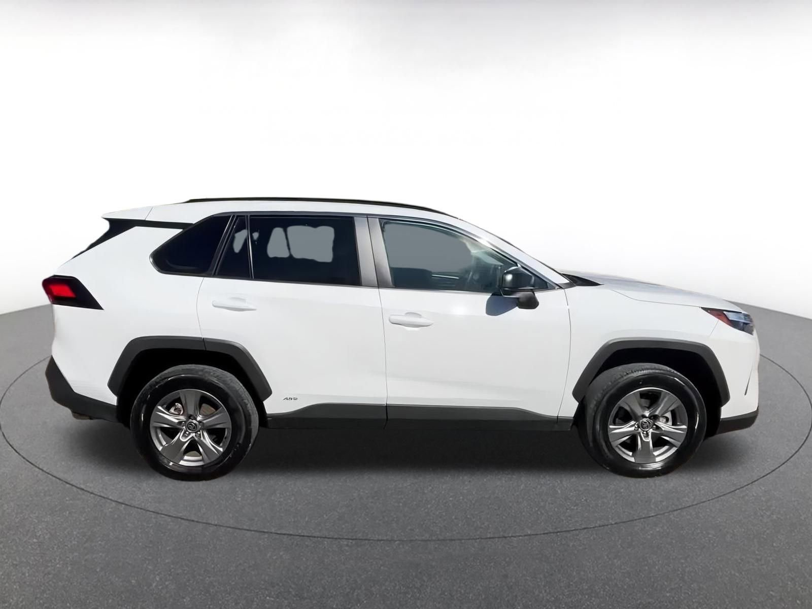 Thumbnail: 2025 Toyota RAV4 - 16