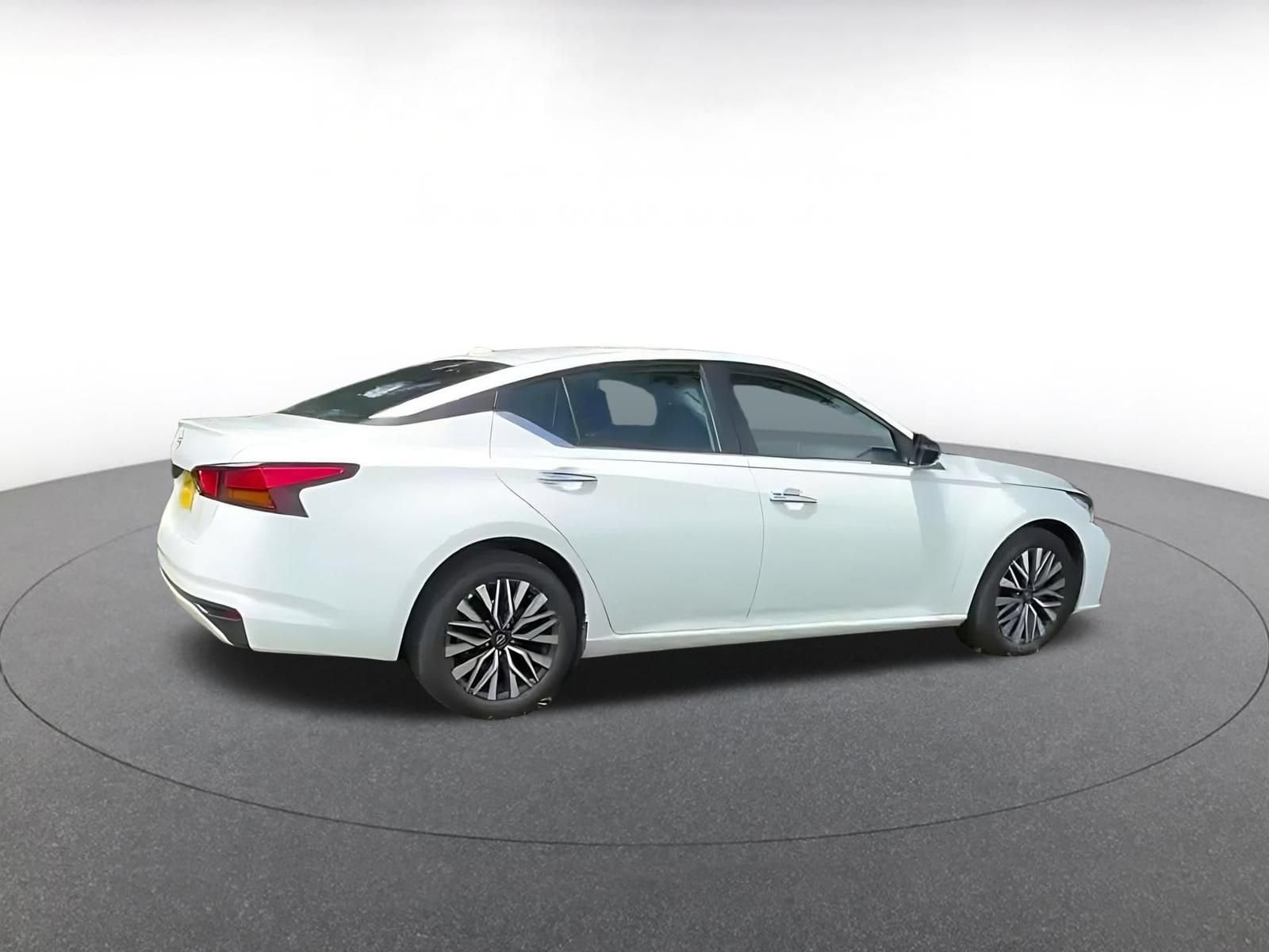 Thumbnail: 2025 Nissan Altima - 11